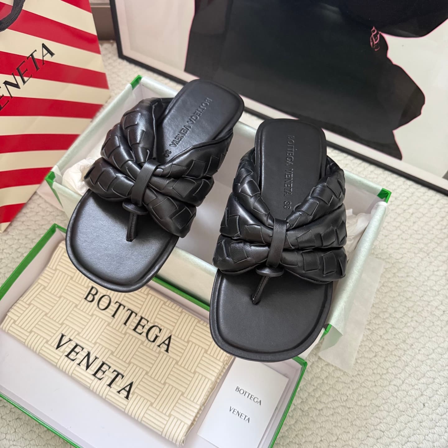 Bottega Veneta Salsa Flat Thong Sandals Women Men