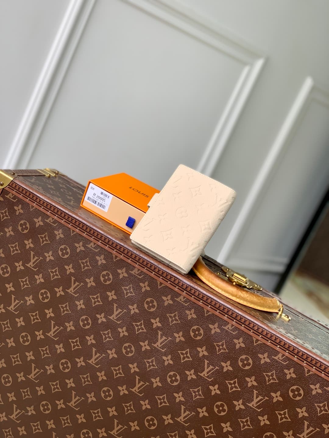 Louis Vuitton Small Ring Agenda Cover Monogram canvas R20005 High