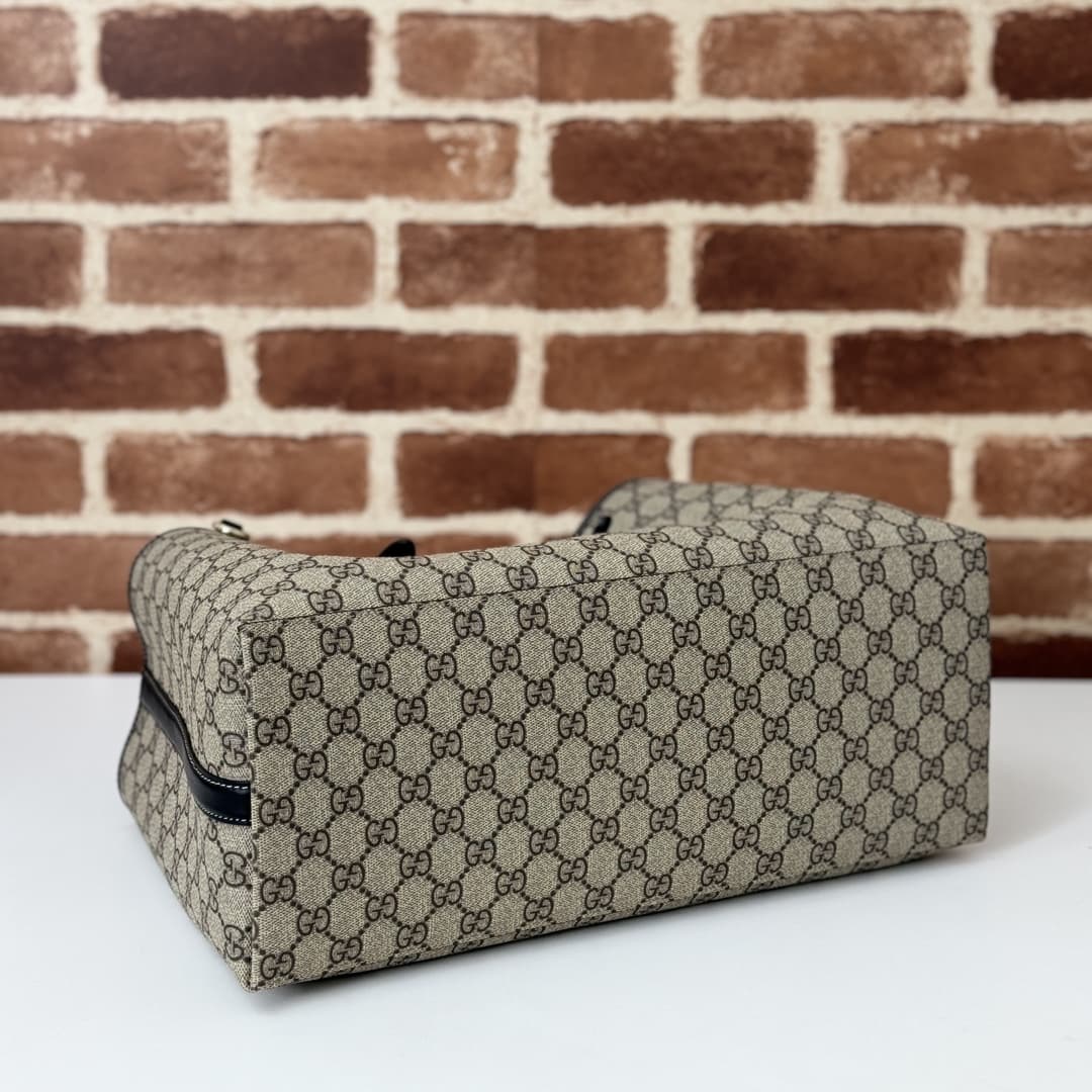 Gucci GG EMBLEM LARGE TOTE BAG 815213 High