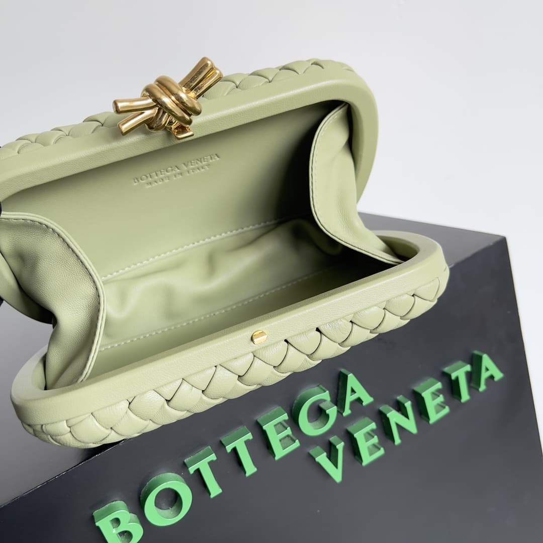 BV Knot Minaudière Clutch Lambskin Top