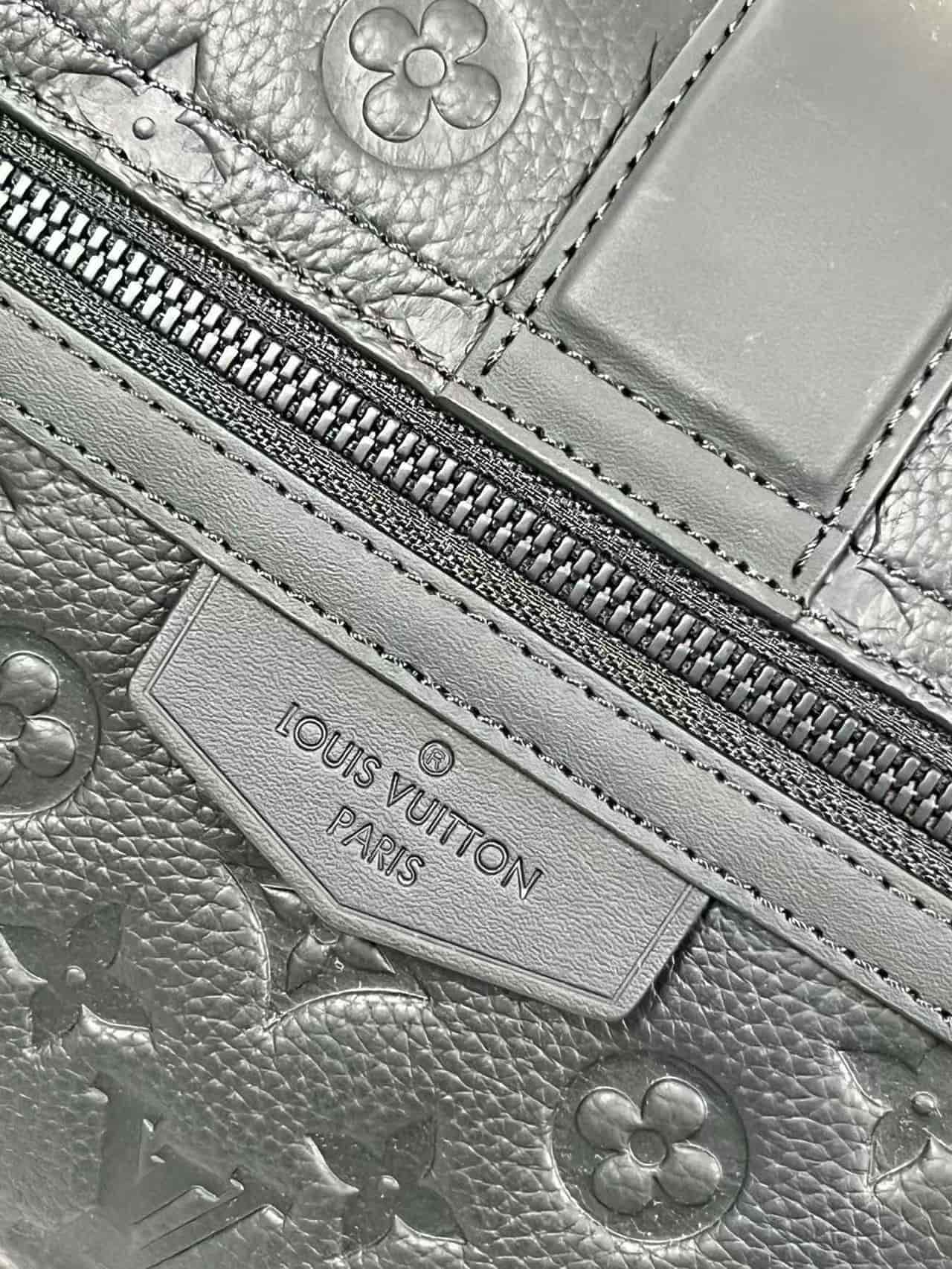 Louis Vuitton S-Cape Messenger Monogram Taurillon Leather M23741 High