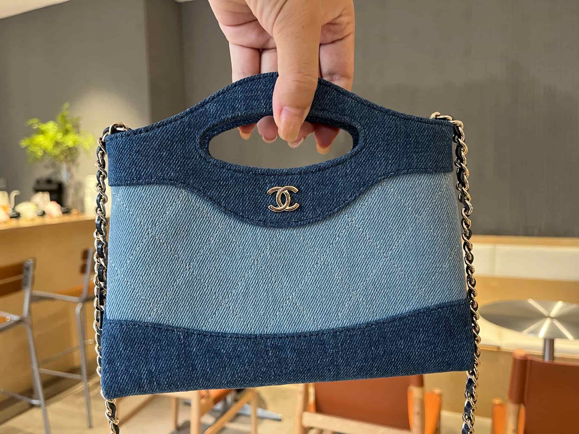 Chanel 31 Mini BAG Washed-Denim& Gold-Tone Metal AP3656 Blue A