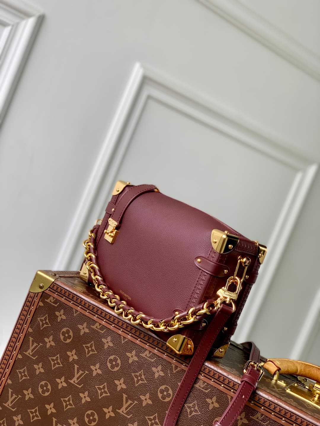 Louis Vuitton Side Trunk MM Calf leather M25669 Wine Red High