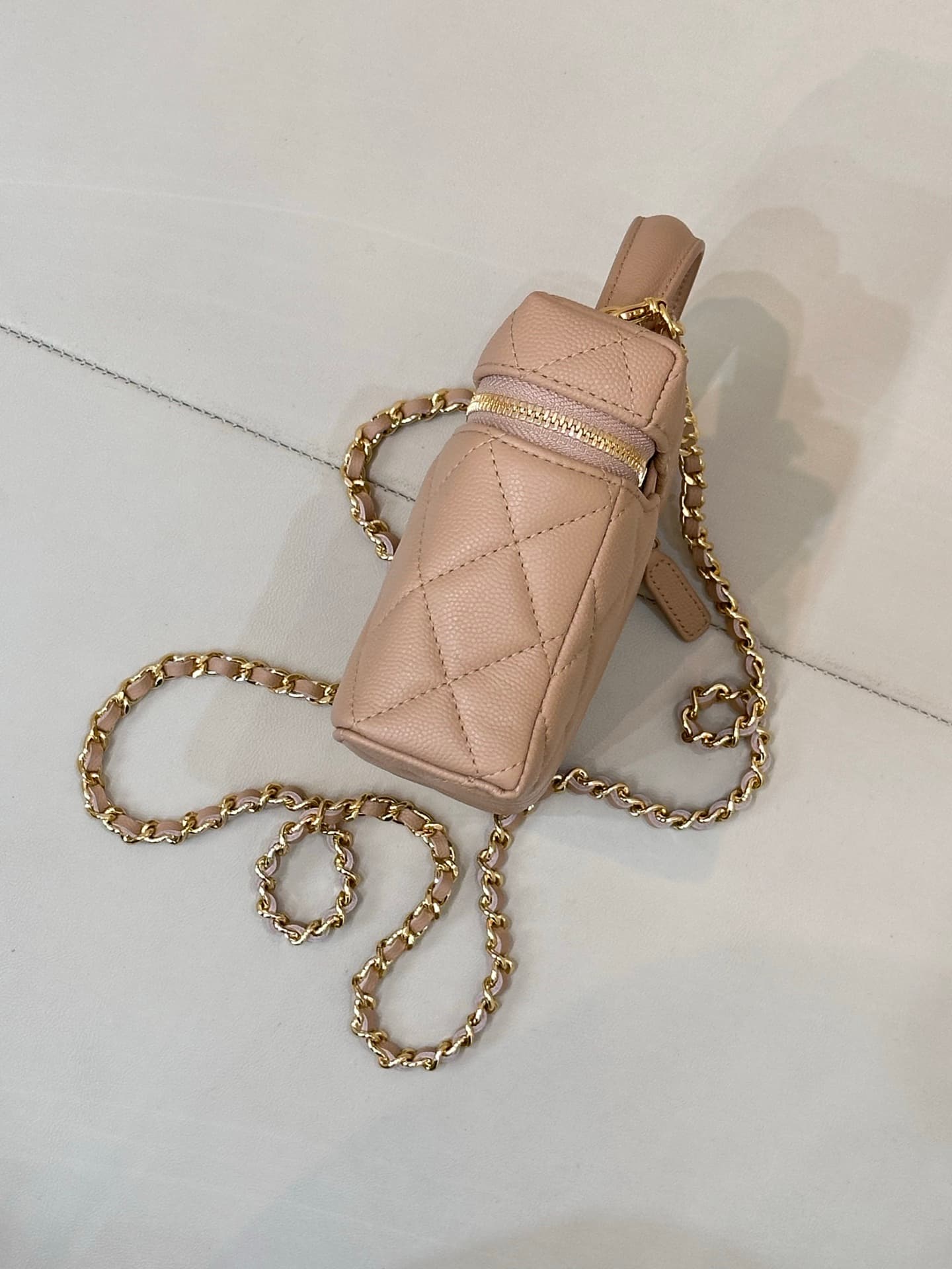 Chanel Classic Vanity With Chain Grained Shiny Calfskin & Gold-Tone Metal Beige AP5090 TOP