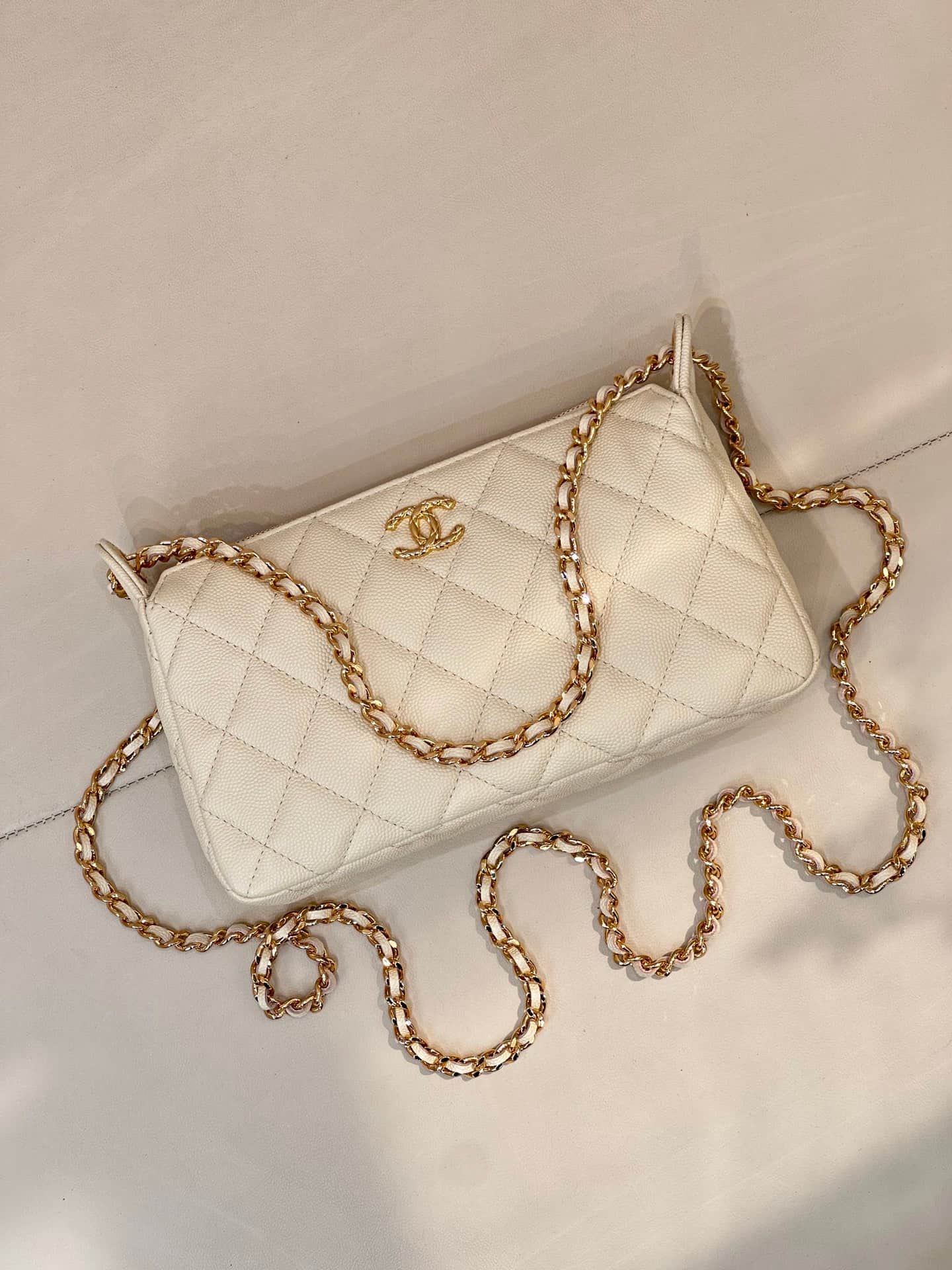 Chanel Hobo Bag Grained Calfskin & Gold-tone Metal Beige AP5023 TOP