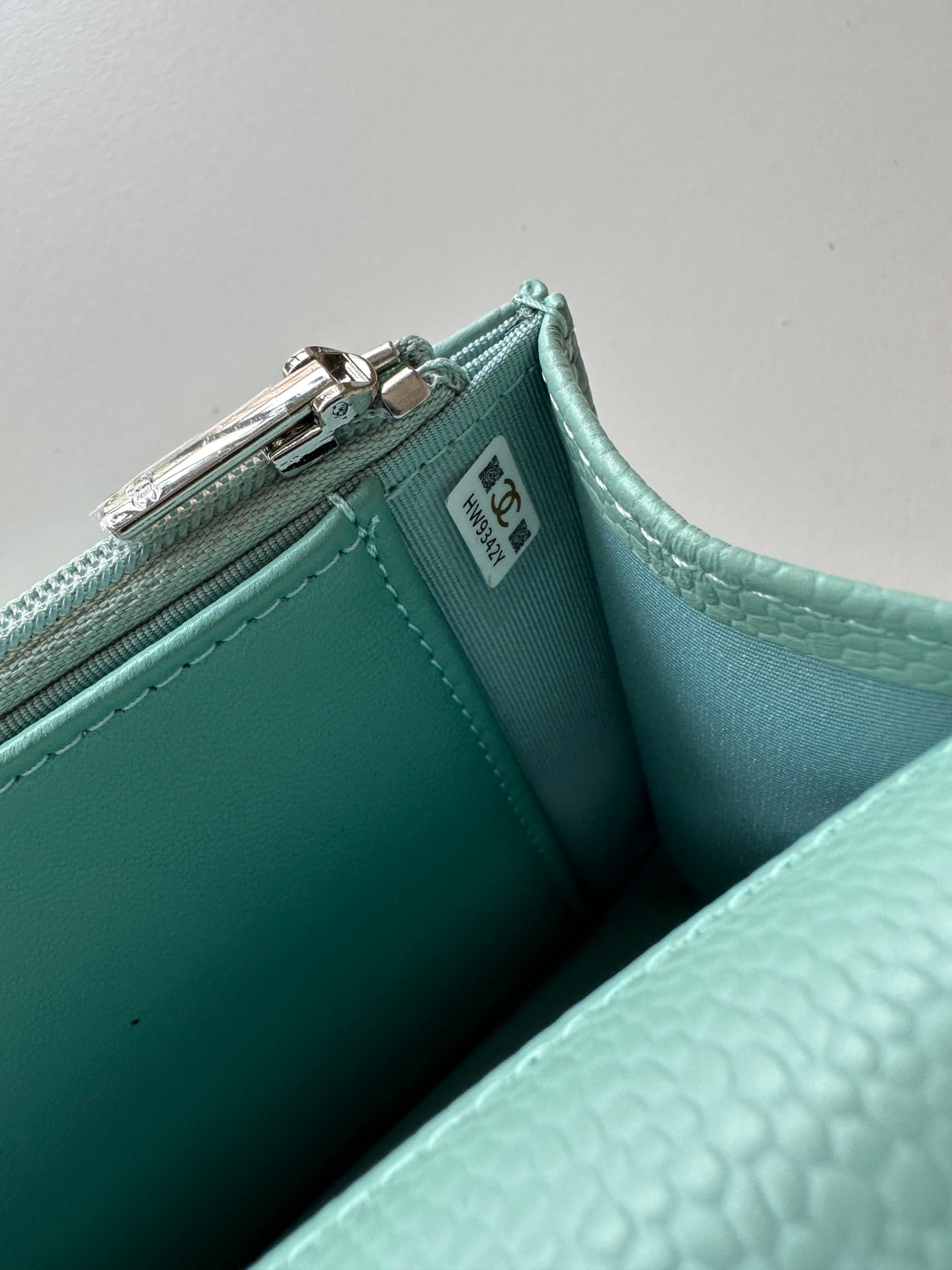 Chanel Classic Wallet on Chain Grained Shiny Calfskin & Silver-Tone Metal AP4241 Light Green High