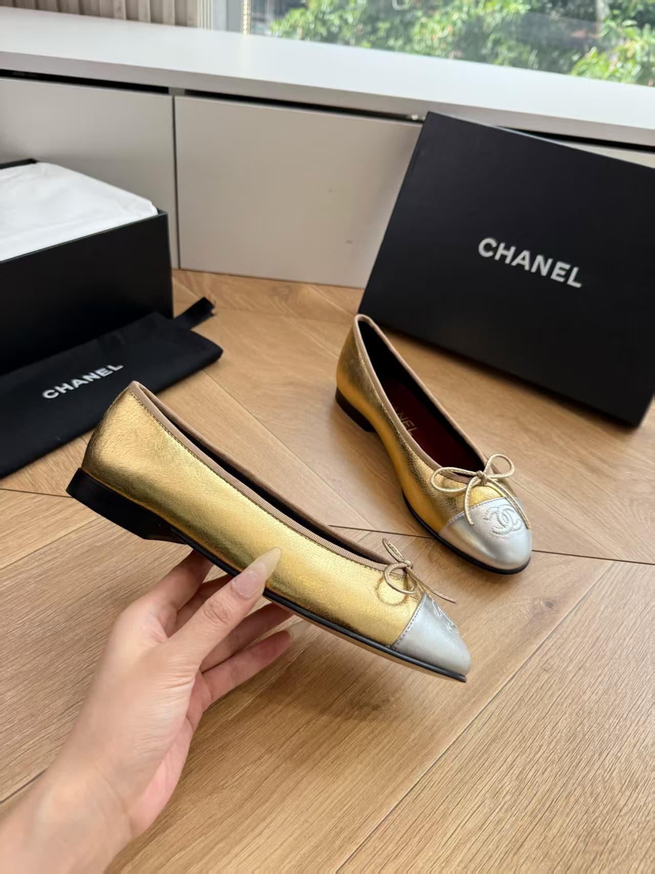 Chanel Calfskin CC Cap Toe Ballerina Flats