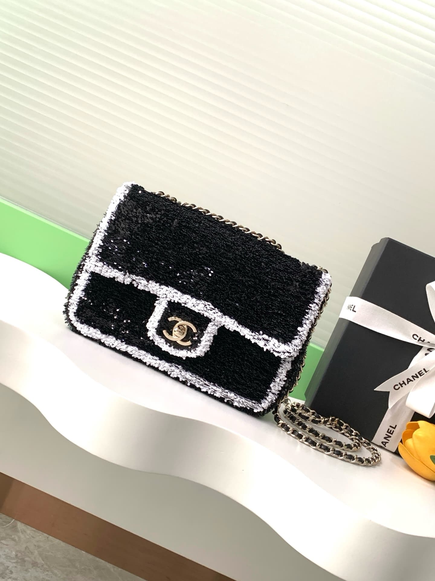 Chanel Flap Bag Sequins & Gold-Tone Metal AS4561  A