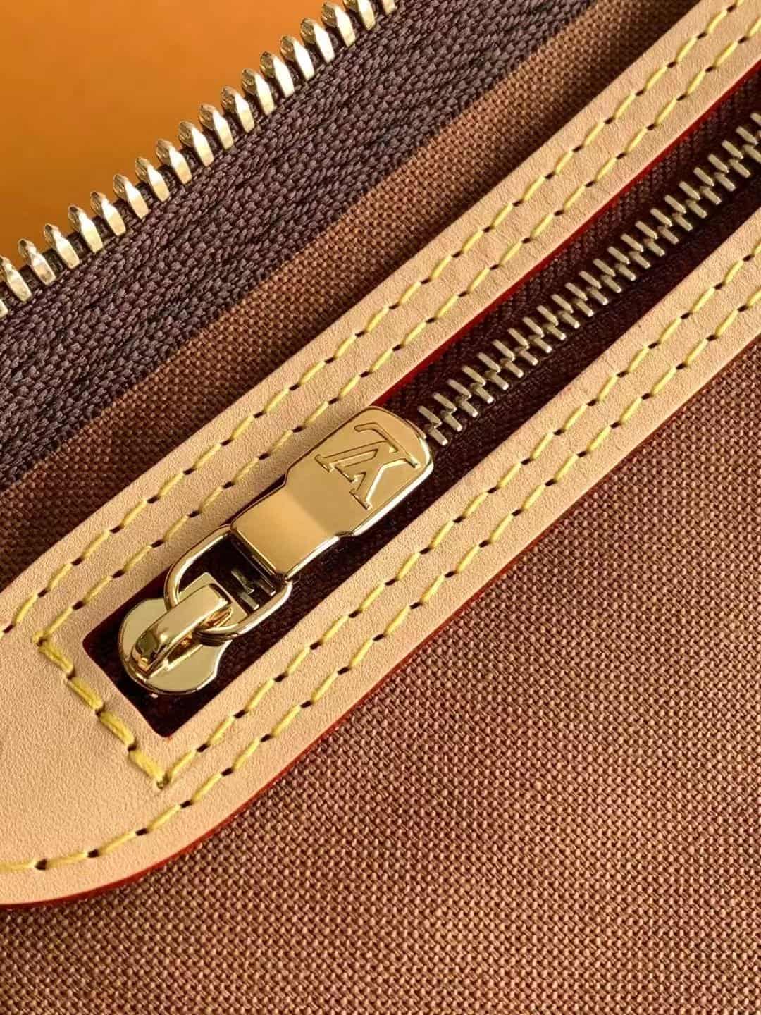 Louis Vuitton Speedy Bandoulière 25 Monogram coated canvas M41113 Top