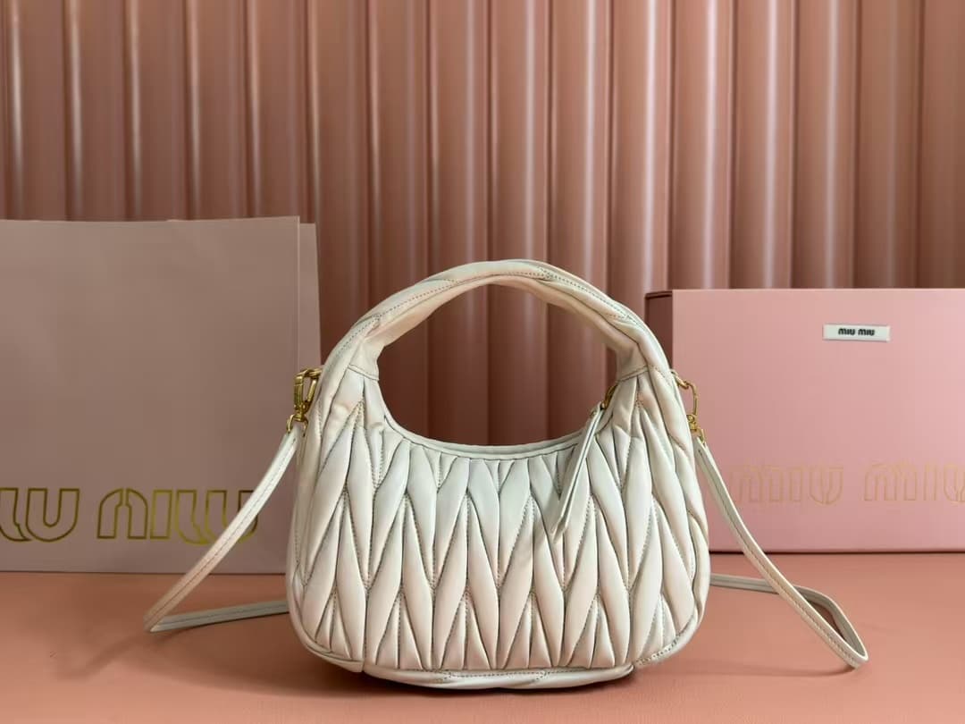 Wander matelassé nappa leather hobo bag High