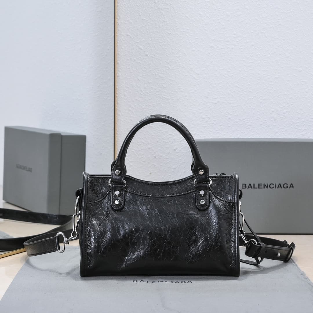 WOMEN'S LE CITY MINI BAG Lambskin & Silver Metal High