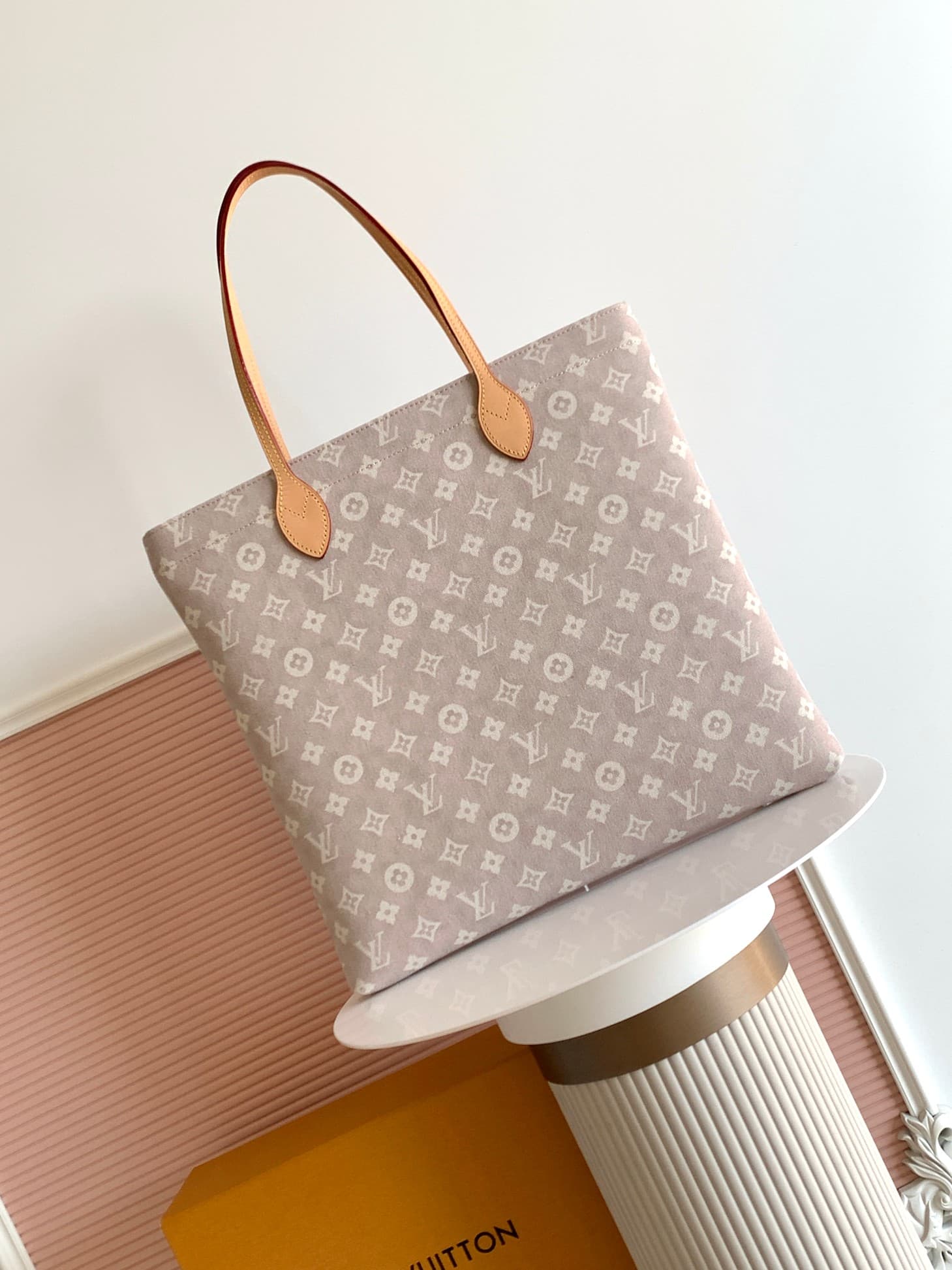 Louis Vuitton Carry It Meowgram cotton-canvas M15128 High