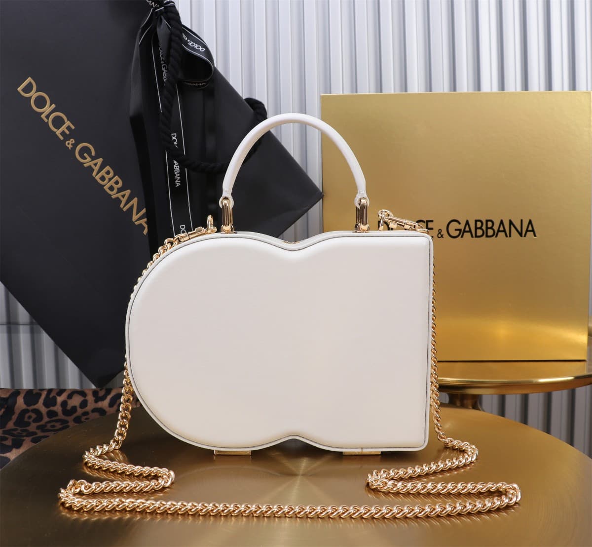 Dolce & Gabbana White leather DG Logo handbag high