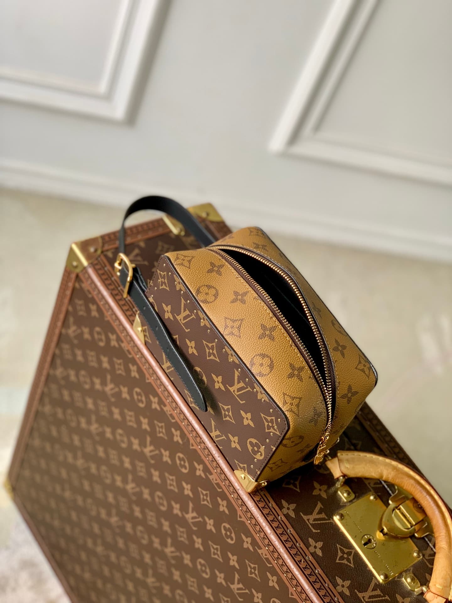 Louis Vuitton Locker Dopp Kit Trunk Monogram coated canvas M29313 High
