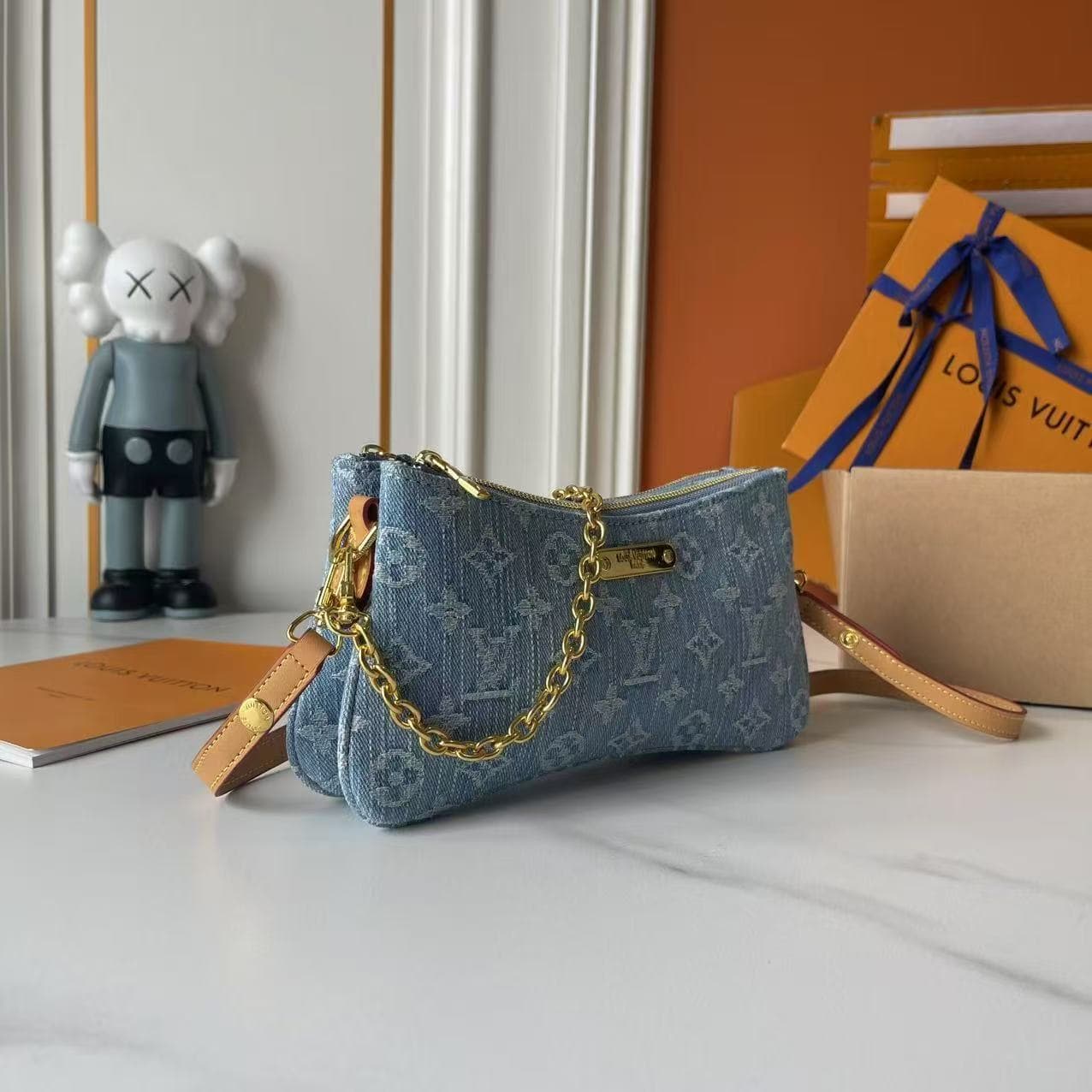 Louis Vuitton Pochette Liv Monogram Denim Blue M83532 Mid