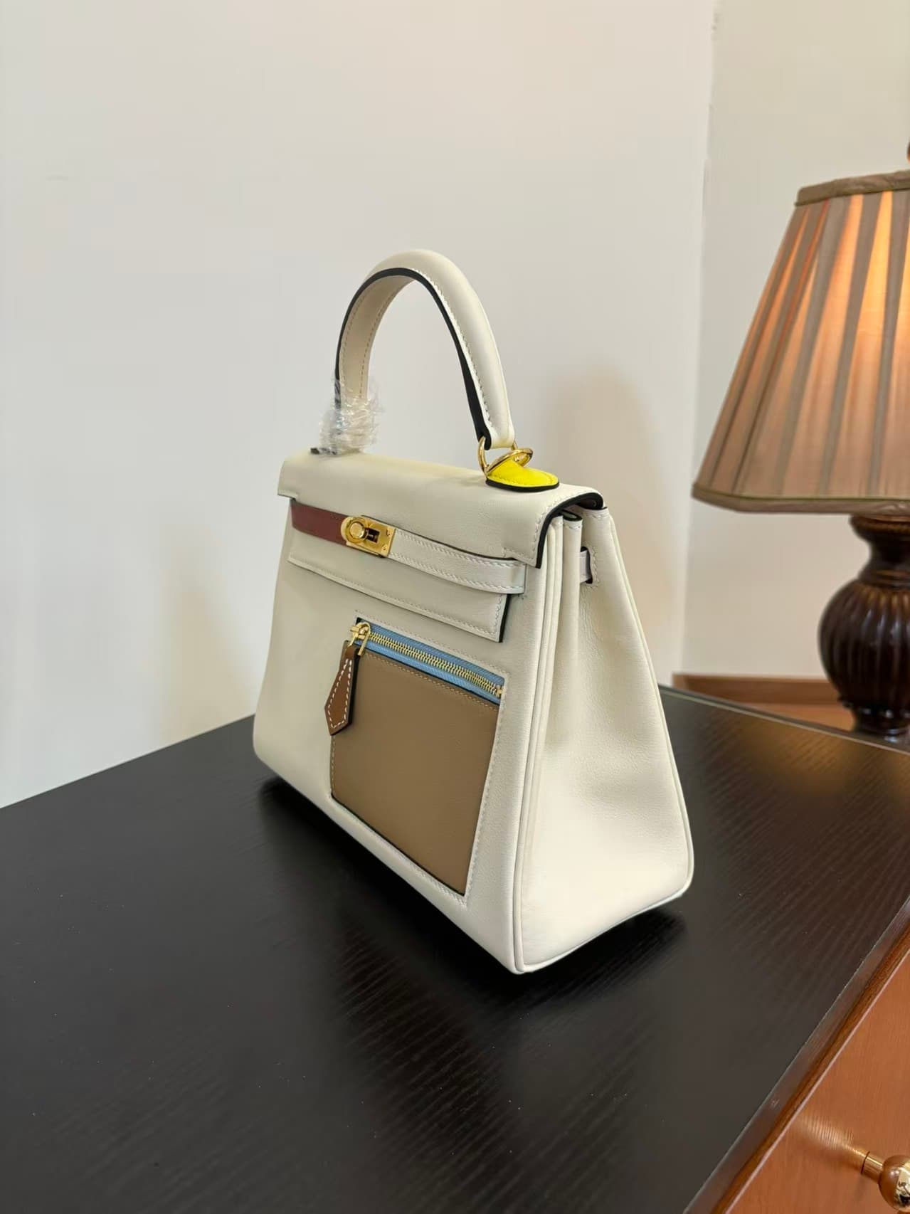 Hermes Kelly 25 Colormatic Retourne handbag Nata Swift leather WAX High
