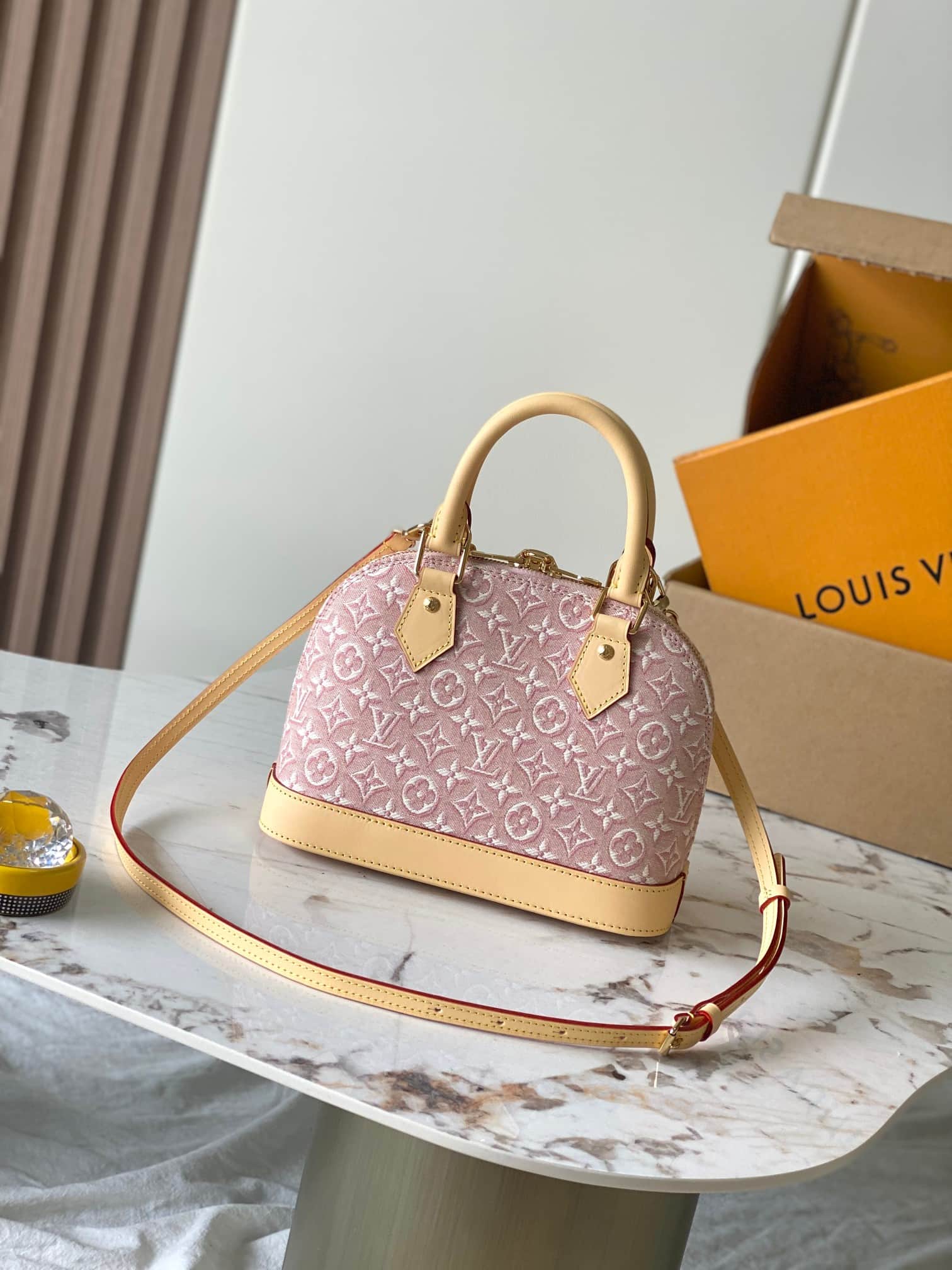 Louis Vuitton Alma BB Monogram Emblème Rose Ruban M2A378 TOP
