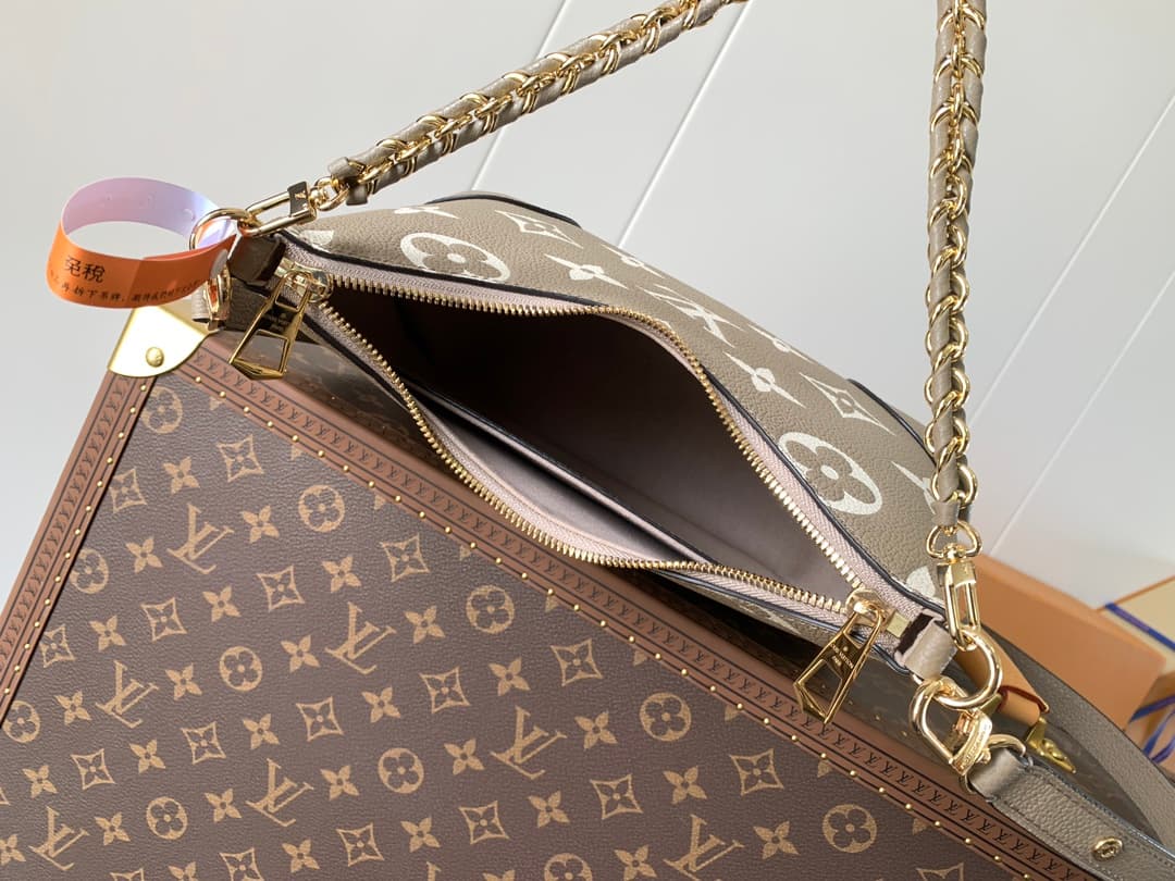 Louis Vuitton Boulogne PM Dove Gray / Cream Embossed grained cowhide leather M13224 High
