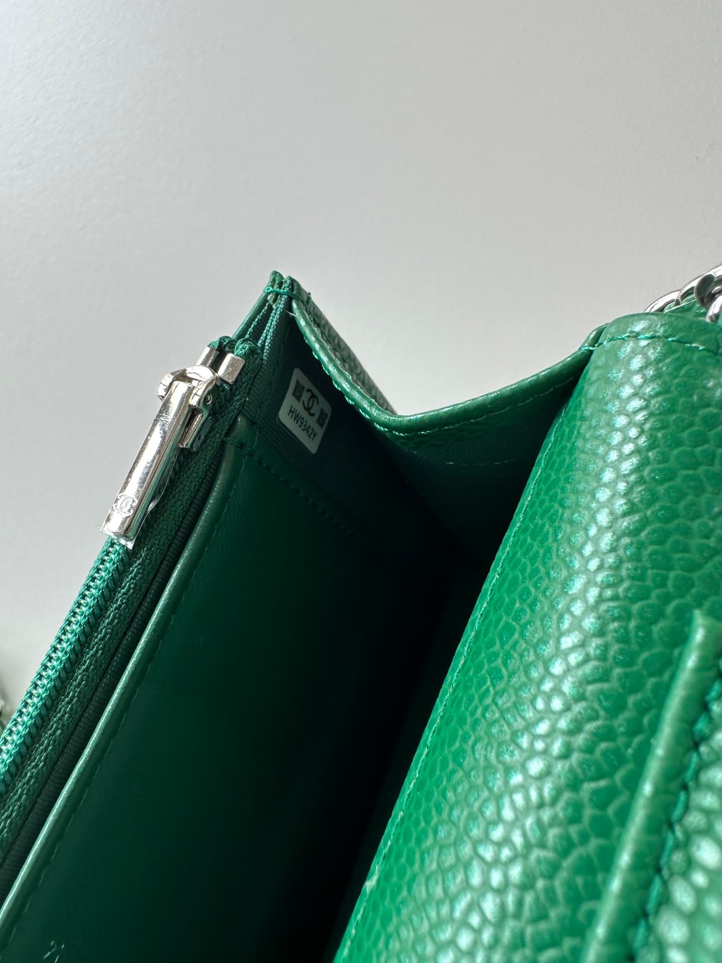 Chanel Classic Wallet on Chain Grained Shiny Calfskin & Silver-Tone Metal AP4241 Green High