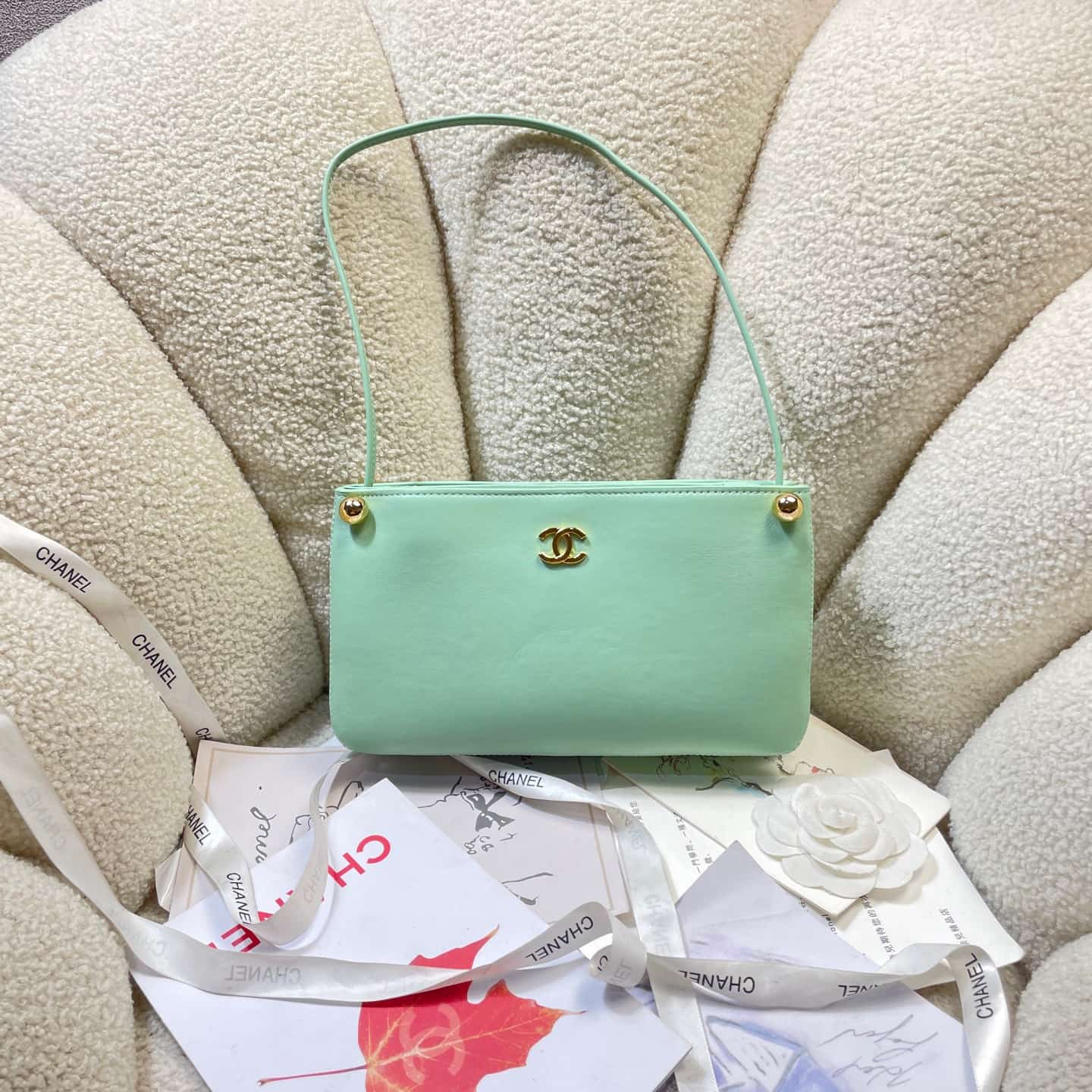 Chanel Shoulder Bag Shiny Calfskin& Gold-Tone Metal Green AS6238 High
