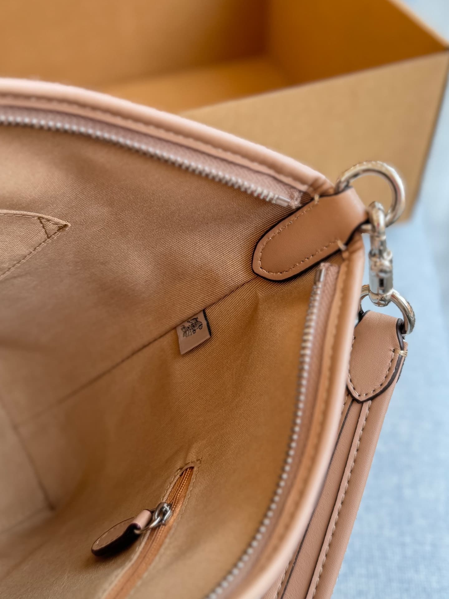 Coach Laurel Shoulder Bag In Signature Canvas