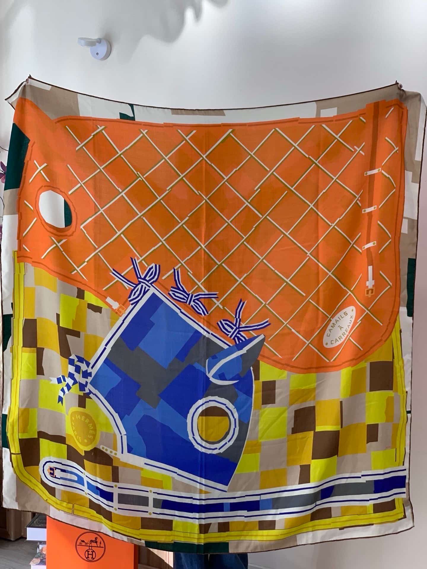Hermes Camails Carreaux scarf