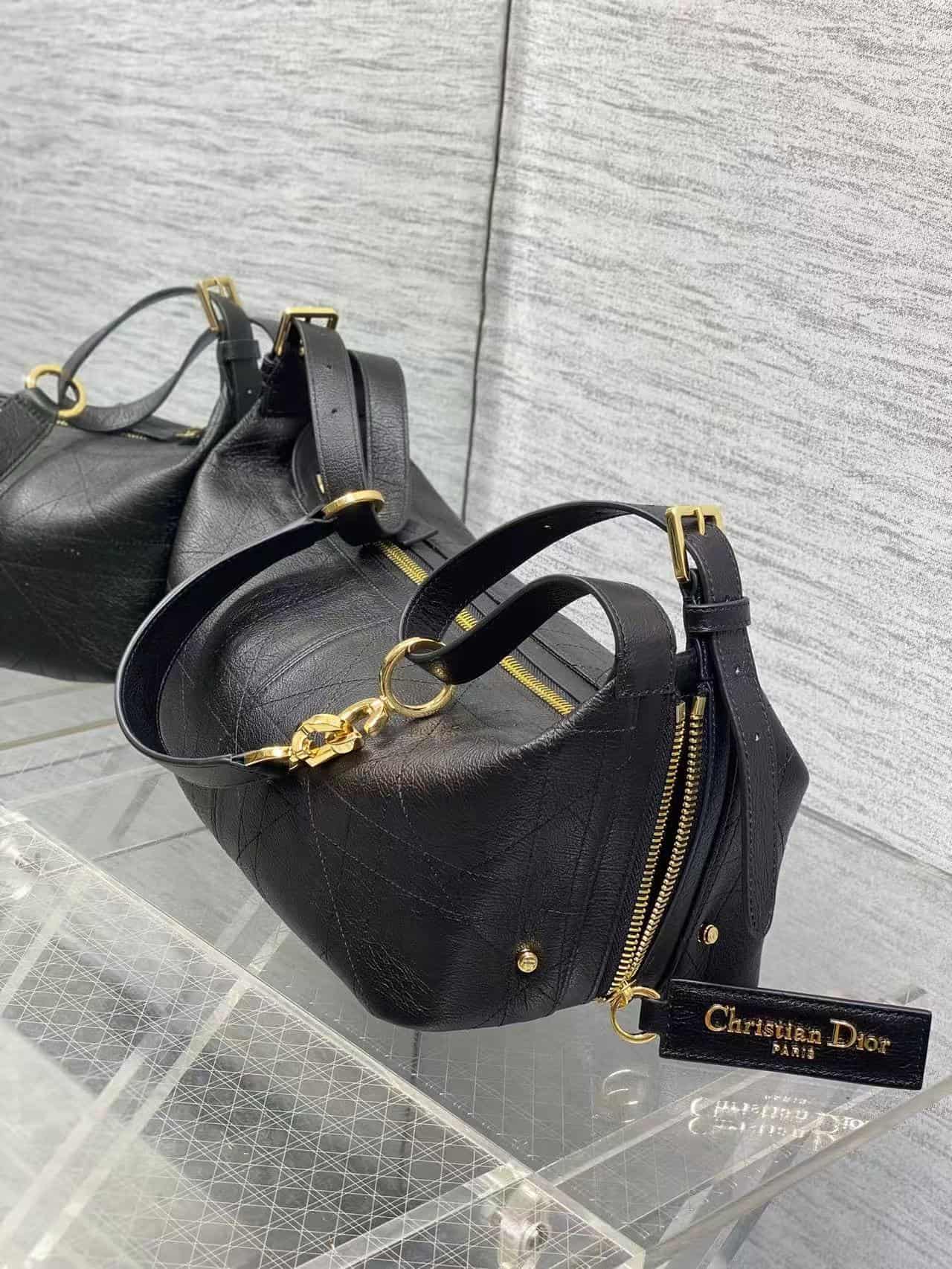 Medium D-Journey Bag in Calfskin High