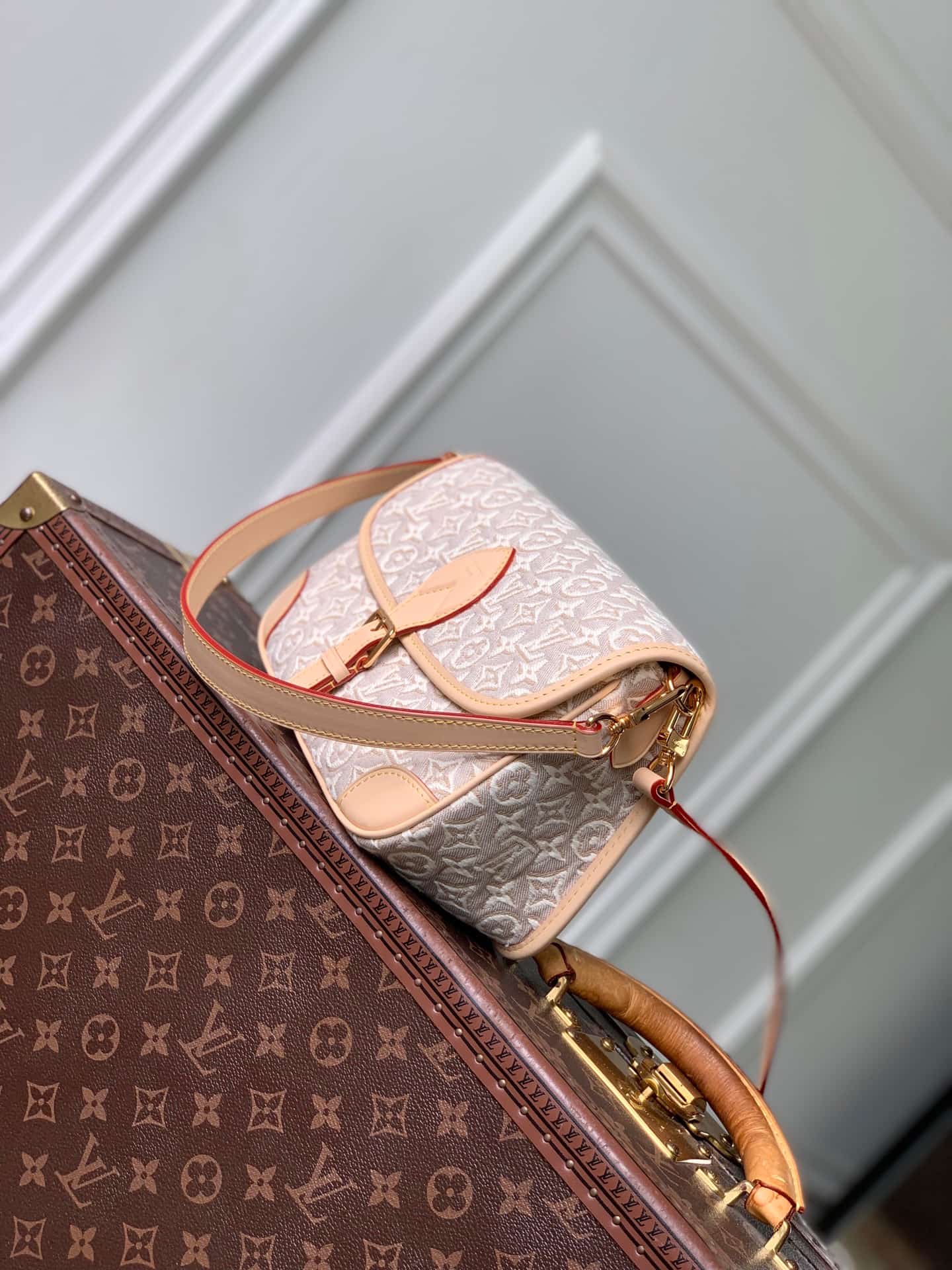 Louis Vuitton Diane PM Monogram Emblème Peuplier M29795 High