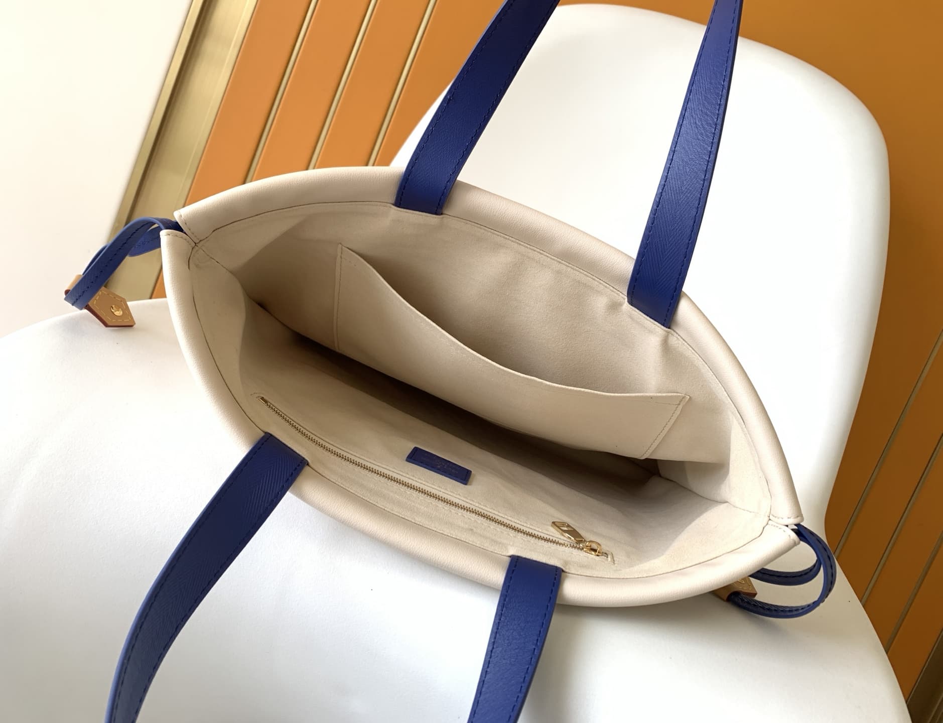 Louis Vuitton Dust Bag Tote Nubuck leather M15235 High