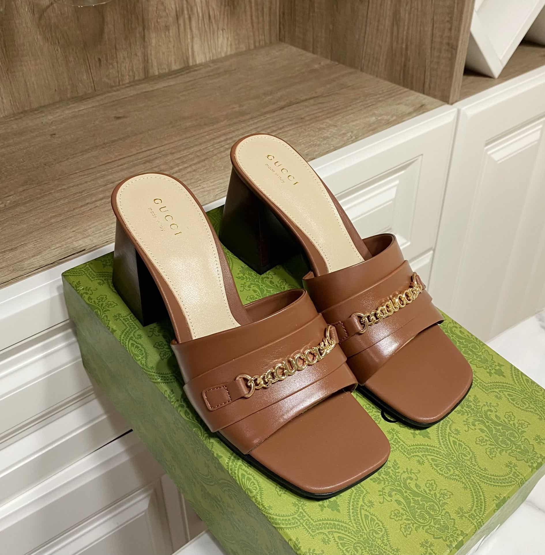 Gucci Sandals shoes Women