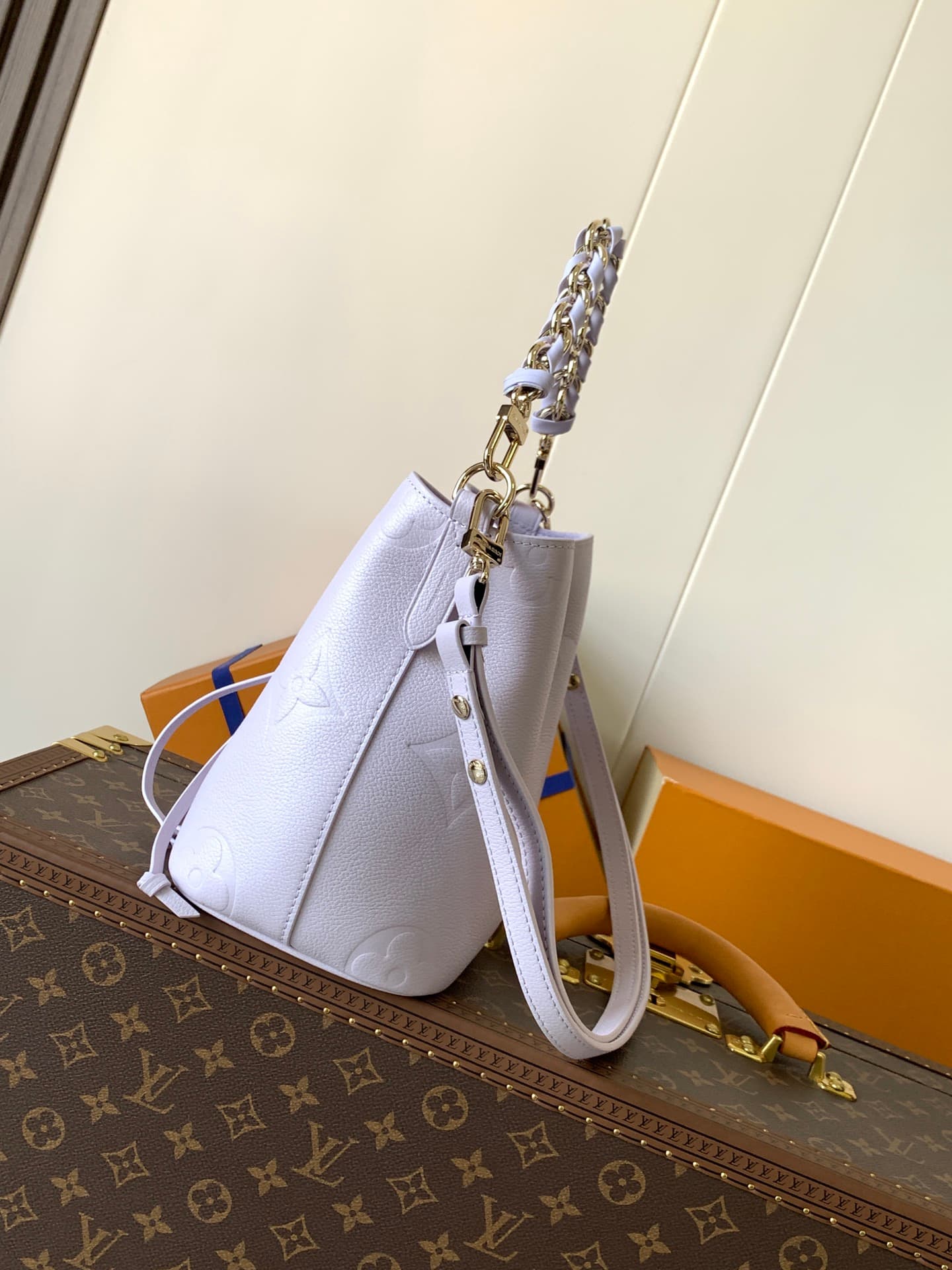 Louis Vuitton NéoNoé BB Misty Lilac Embossed grained cowhide leather M25675 High