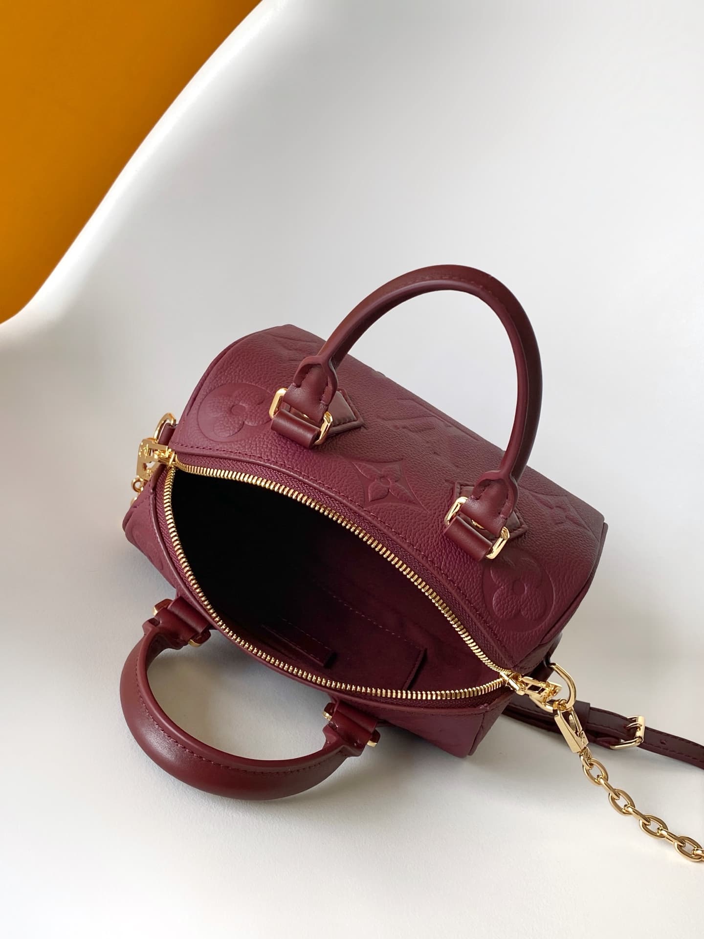 Louis Vuitton Speedy Bandouliere 20 Grenat Red Debossed grained cowhide leather M25929 High
