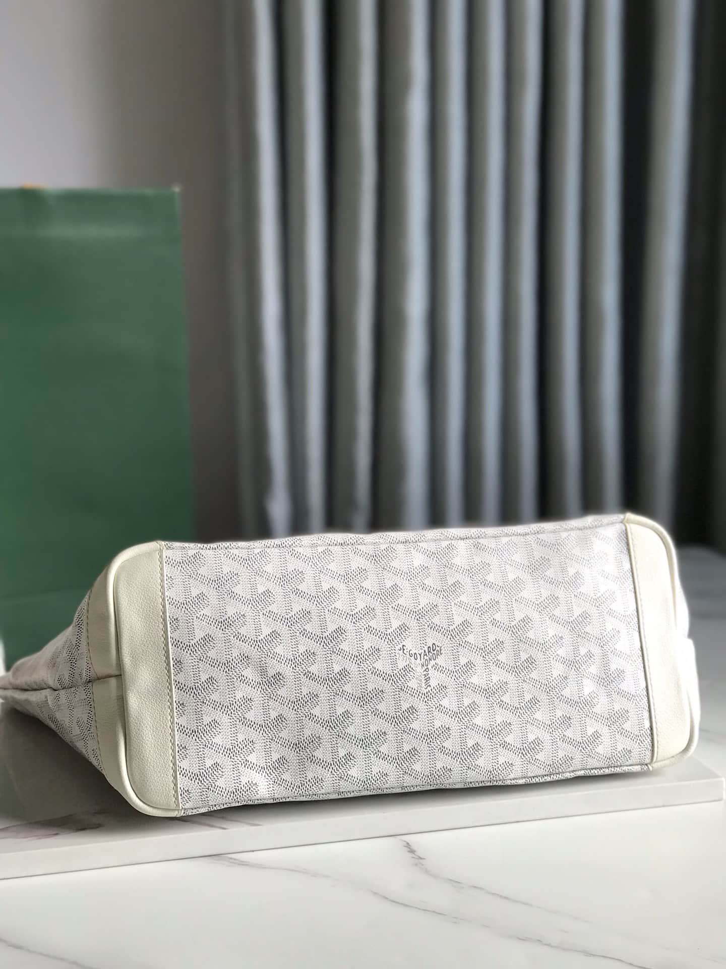 ARTOIS PM BAG Goyardine Canvas & Chevroches Calfskin White High
