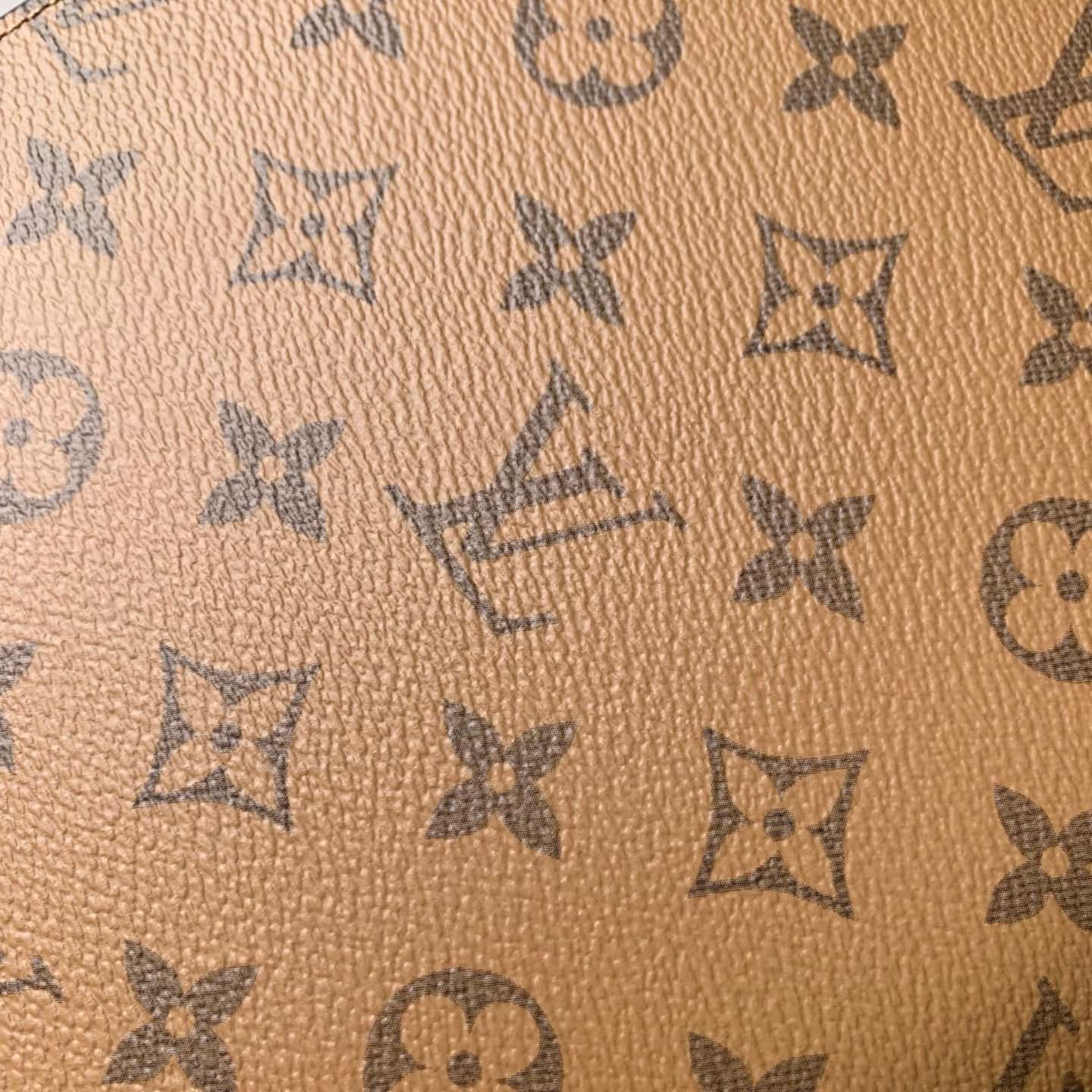 Louis Vuitton Desk Agenda Cover Monogram canvas, cross grain leather lining R20100 High