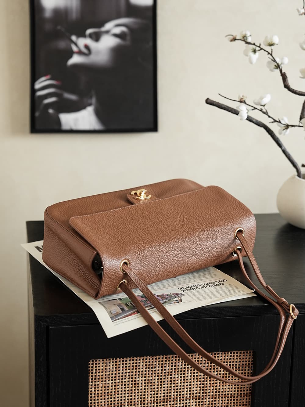 Chanel Maxi Flapbag Grained Calfskin & Gold-Tone Metal Caramel AS6231 A