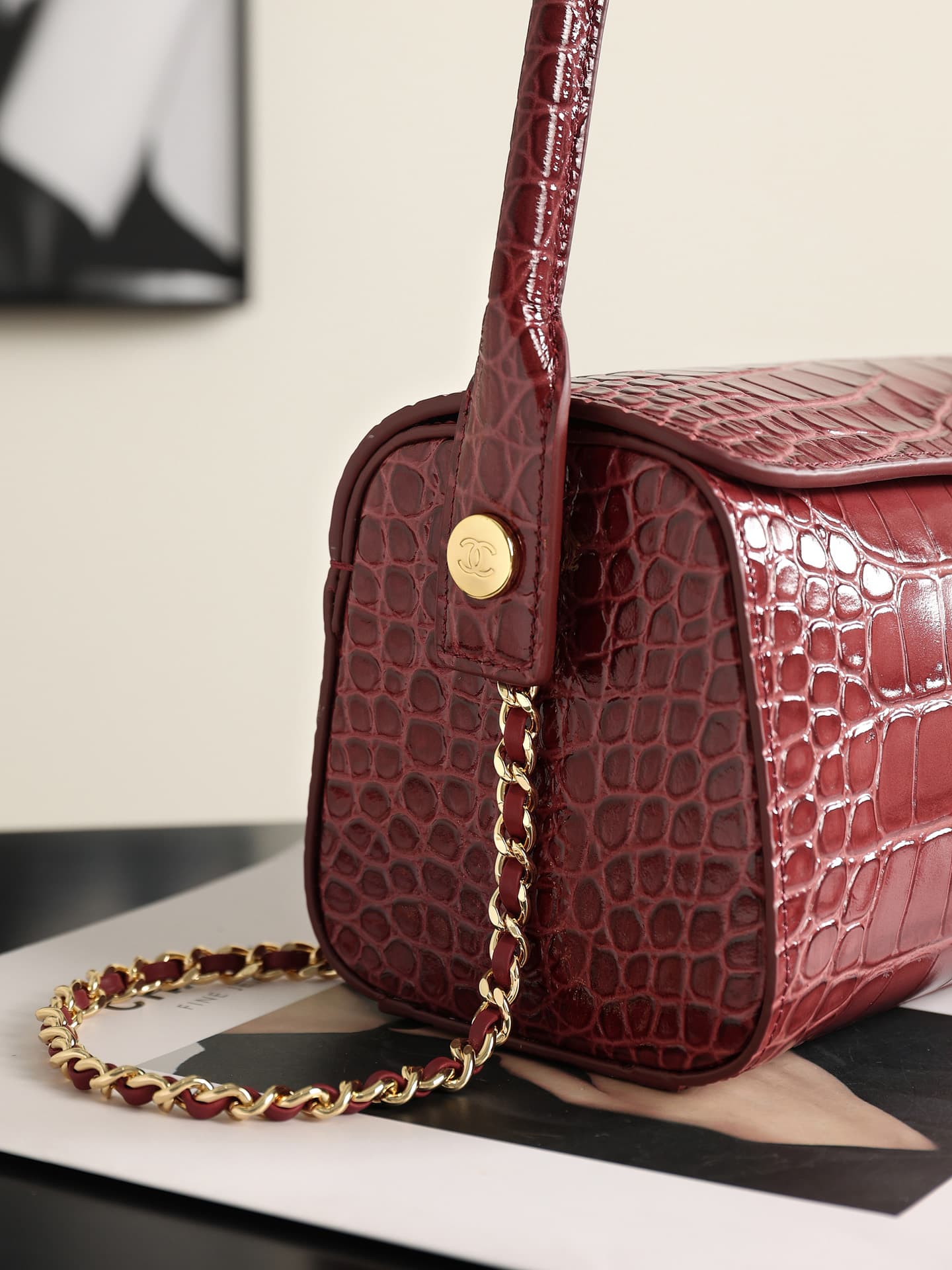 Chanel Clutch with chain Crocodile Embossed Calfskin & Gold-Tone Metal AP5294 Burgundy High