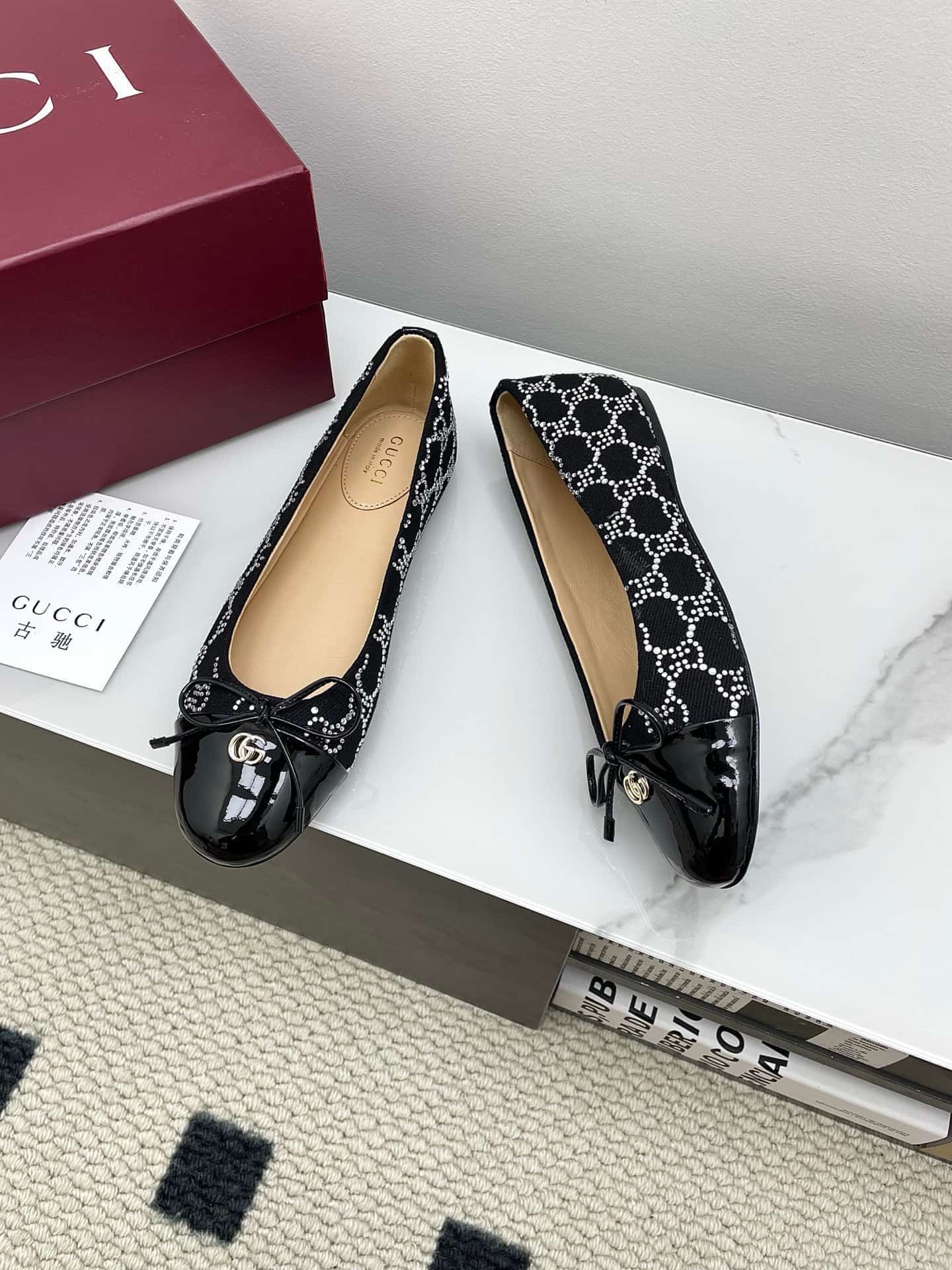 Gucci GG crystal ballet flat Shoes Women