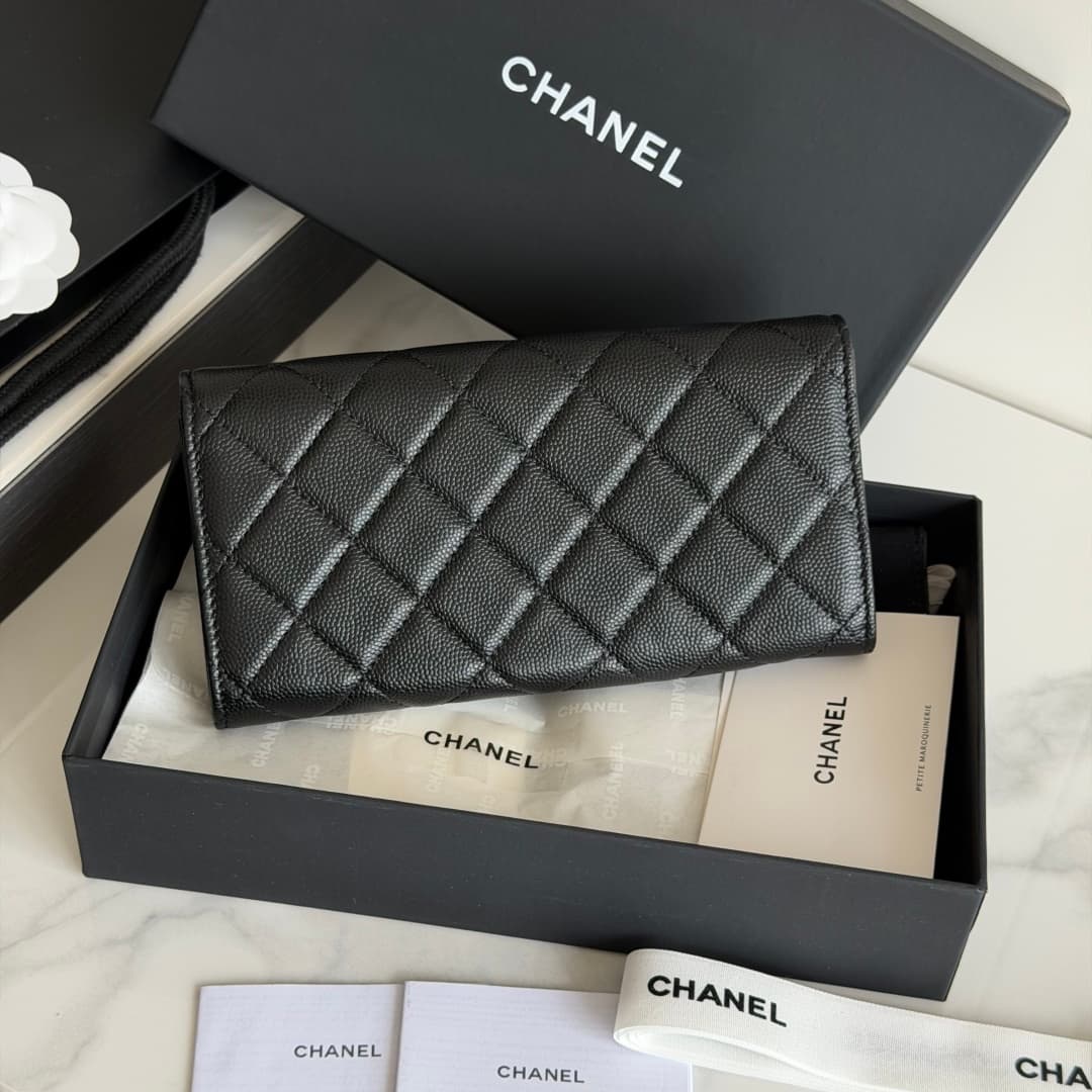 Chanel Wallet Shiny Grained Calfskin Strass & Gold-Tone Metal Black AP5076 High