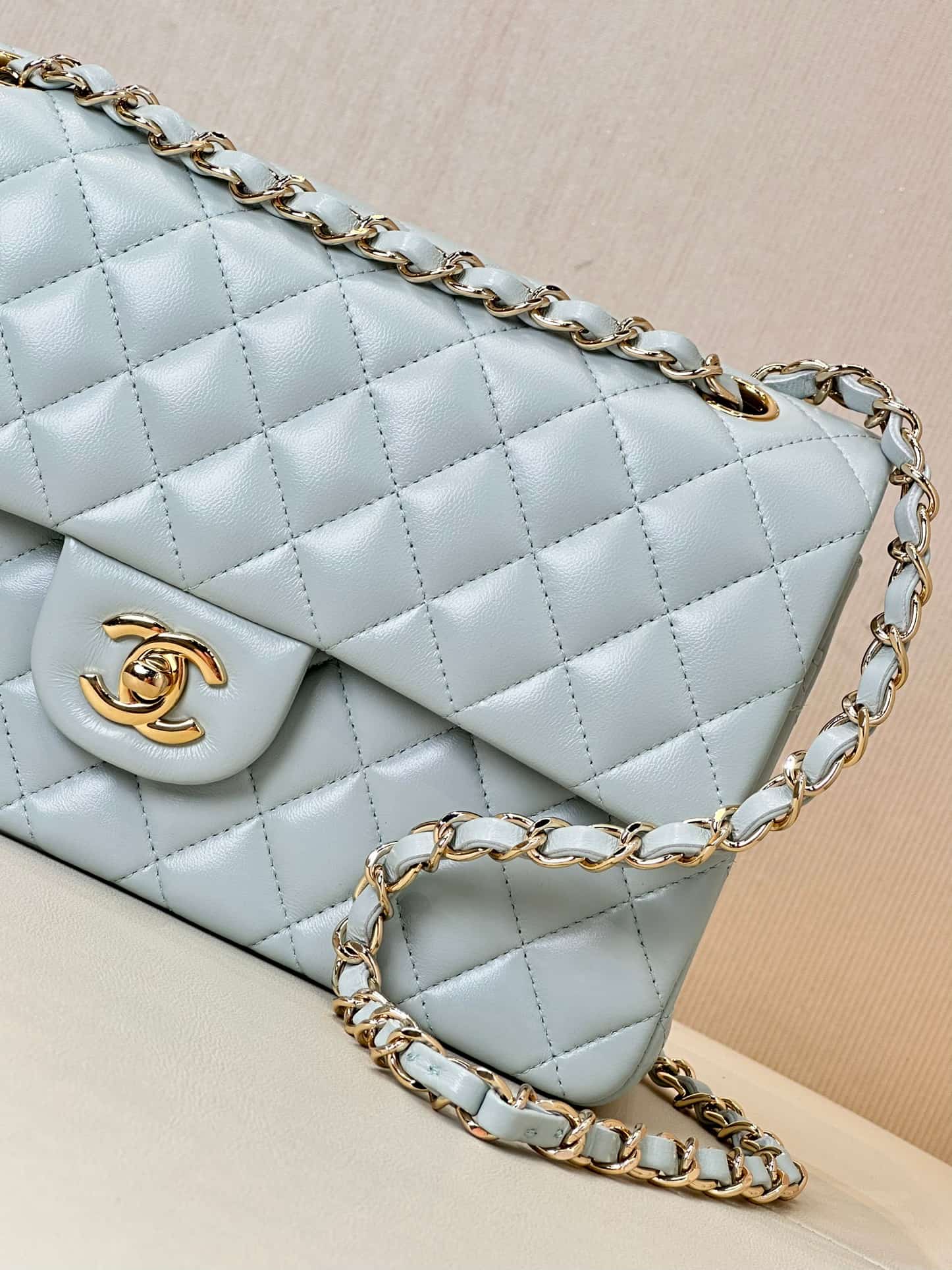 Chanel Medium CLASSIC HANDBAG Lambskin Gold-Tone Metal Light Blue TOP