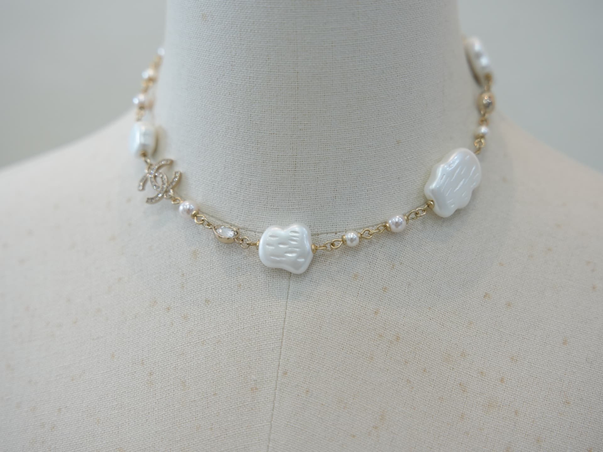 Chanel Pearl Crystal Camellia CC Necklace High