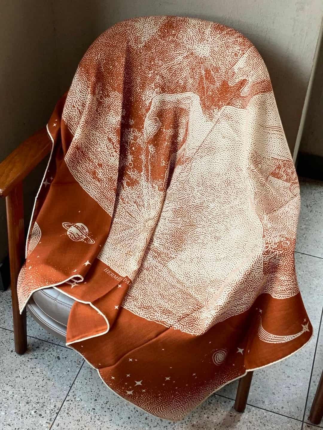 Hermes Clair de Lune Shawl 140