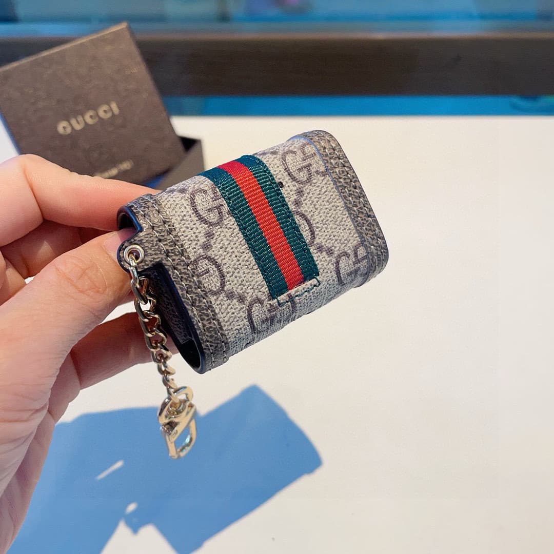 Gucci Ophidia GG Supreme canvas AirPods case