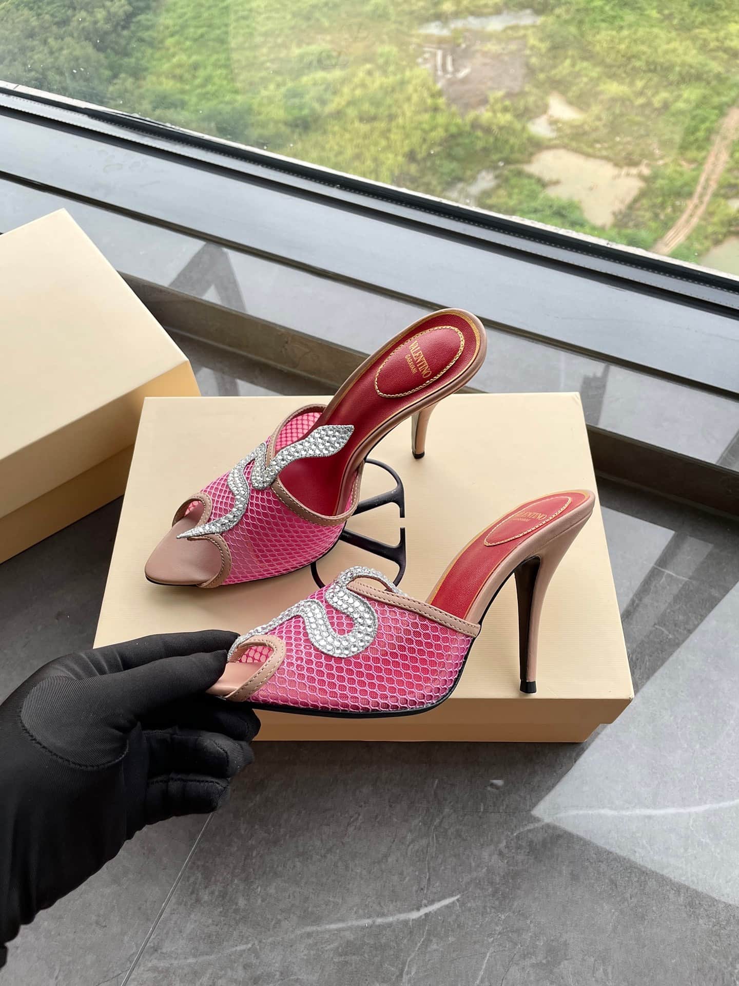 Valentino Garavani Coeur Vipère Mesh Sandals