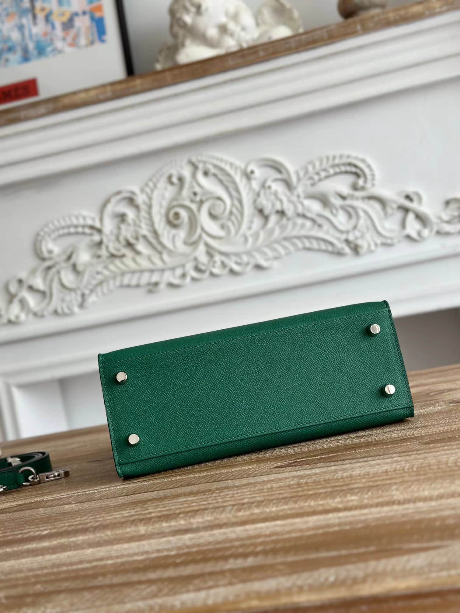 Hermes Kelly 25/28cm Sellier Bag Epsom Leather Silver/Gold Metal In Vert foncé WAX High