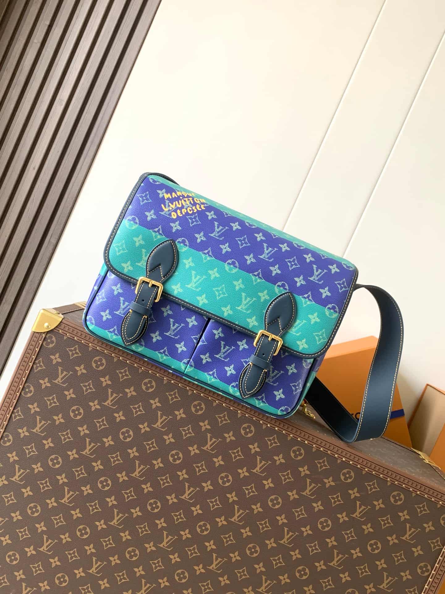 Louis Vuitton Satchel Messenger Monogram Heritage coated canvas M15187 High