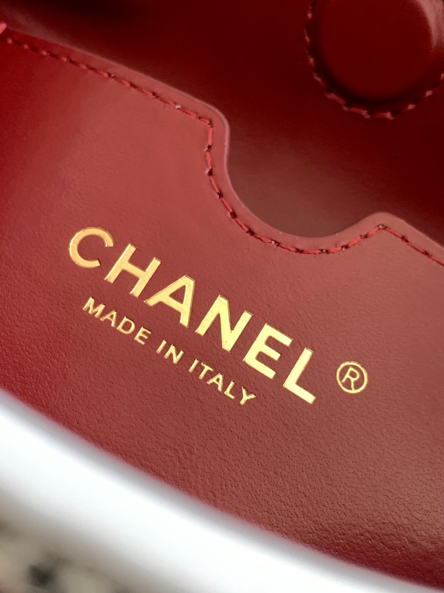 Chanel evening bag AS6045 lambskin & gold-tone metal silver high