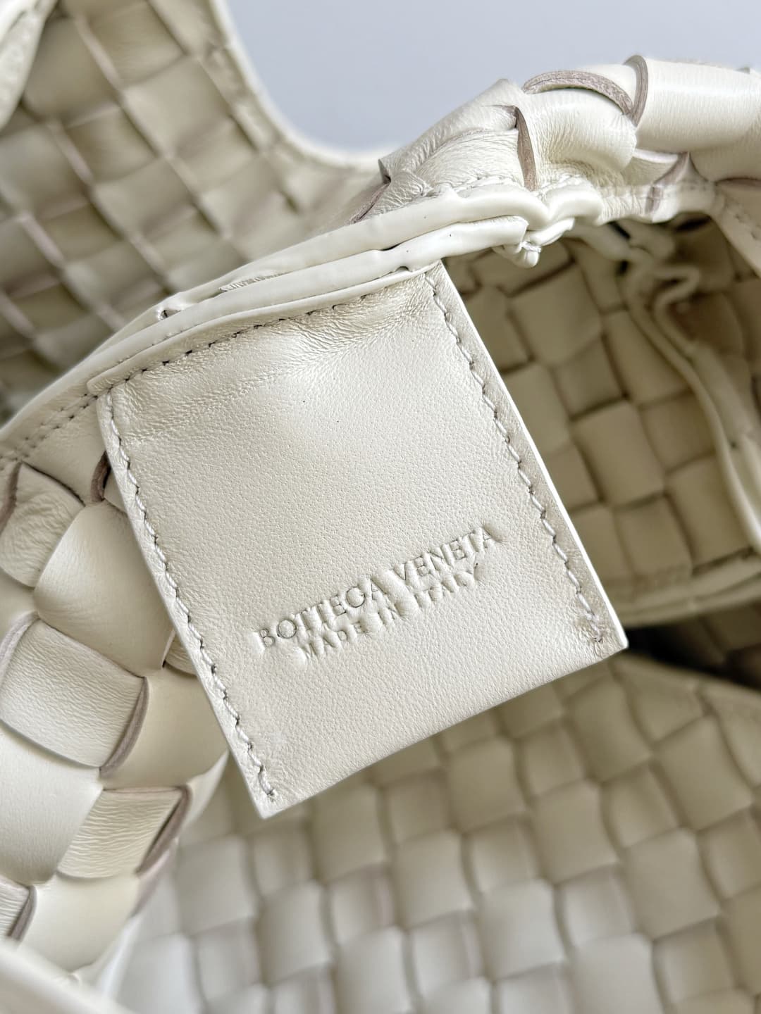 Bottega Veneta Large Campana shoulder bag in Intrecciato leather White TOP
