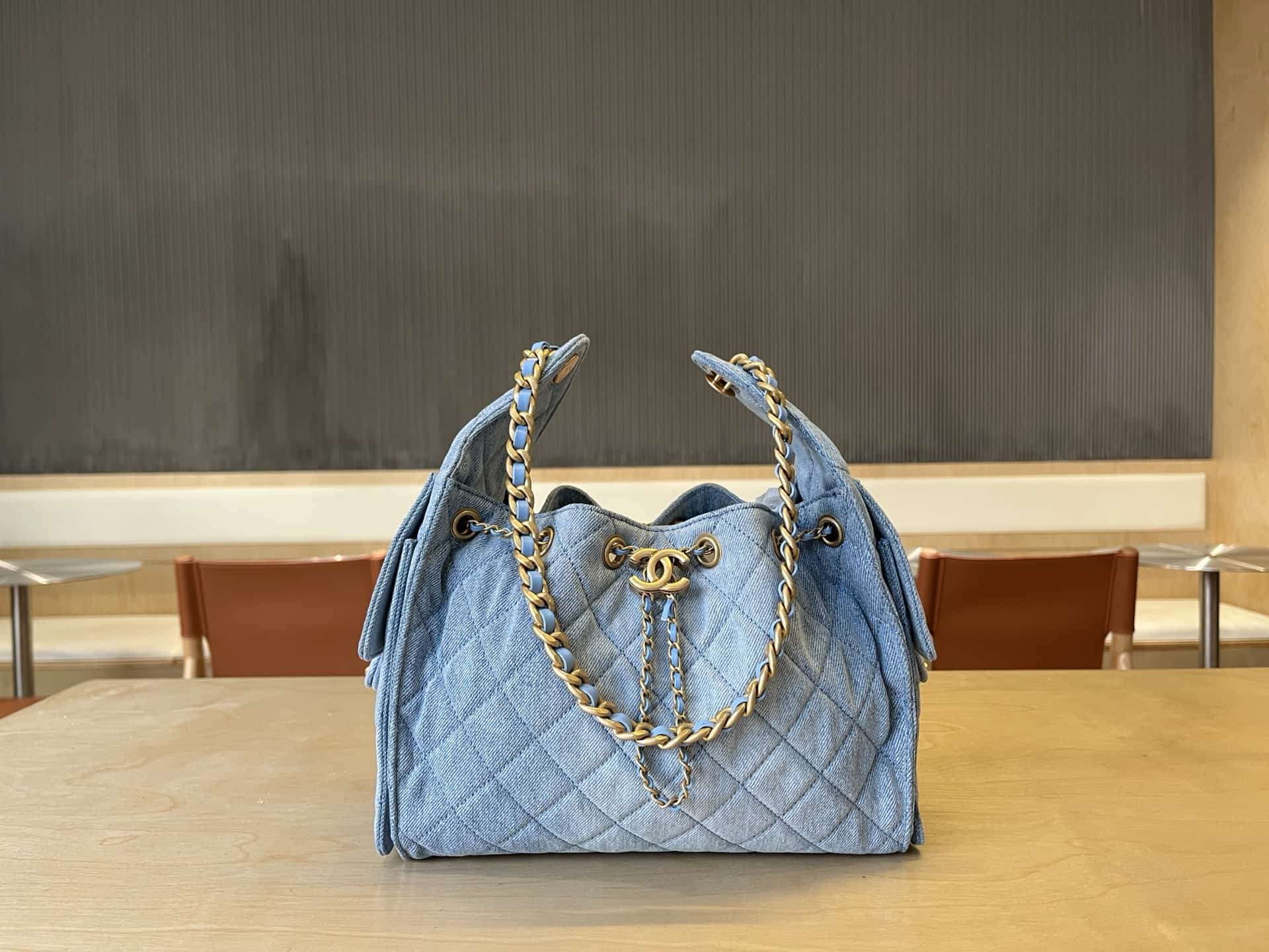 Chanel 25 Small Hobo handbag AS5293 Denim & Gold-tone Metal Blue A