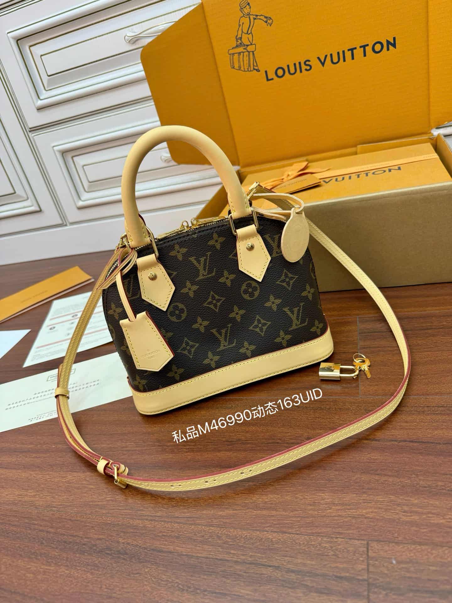 Louis Vuitton Alma BB Monogram coated canvas M46990 TOP