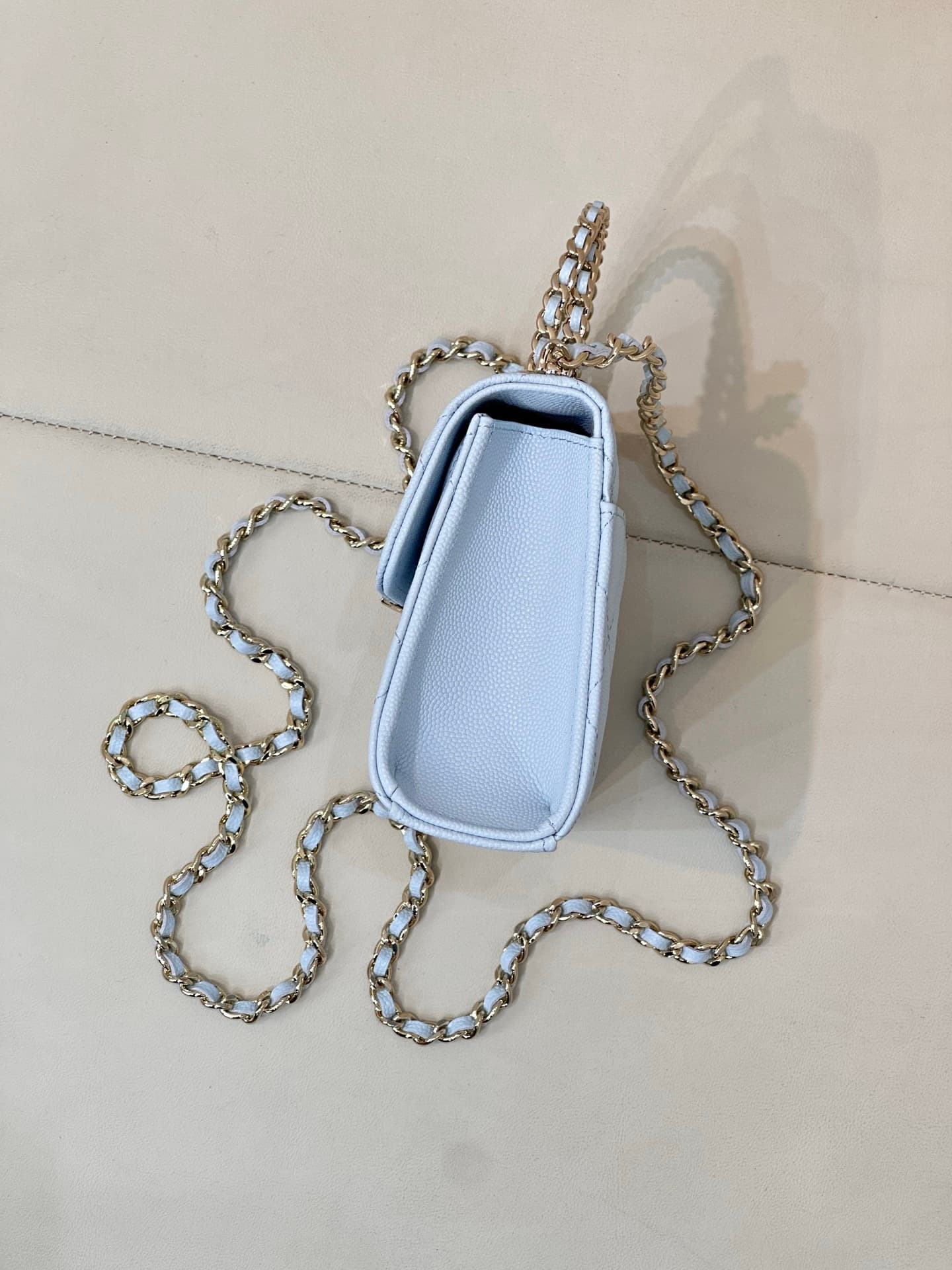 Chanel Clutch with chain Grained Calfskin&Gold-Tone Metal Blue AP3236 TOP